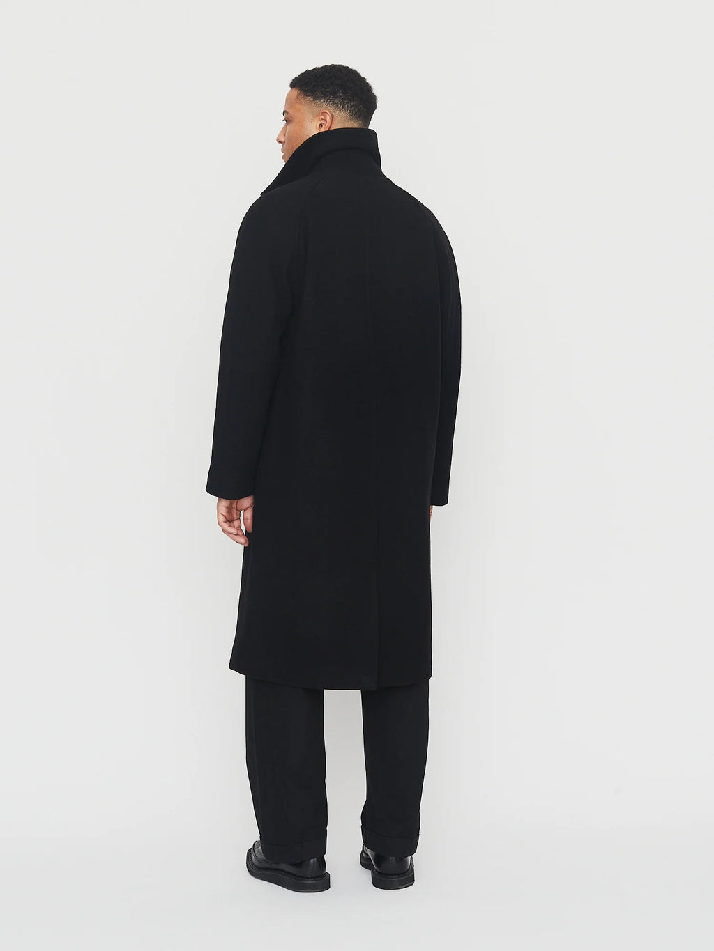 SIGURD | LONG LINED WOOL COAT | SOLID BLACK