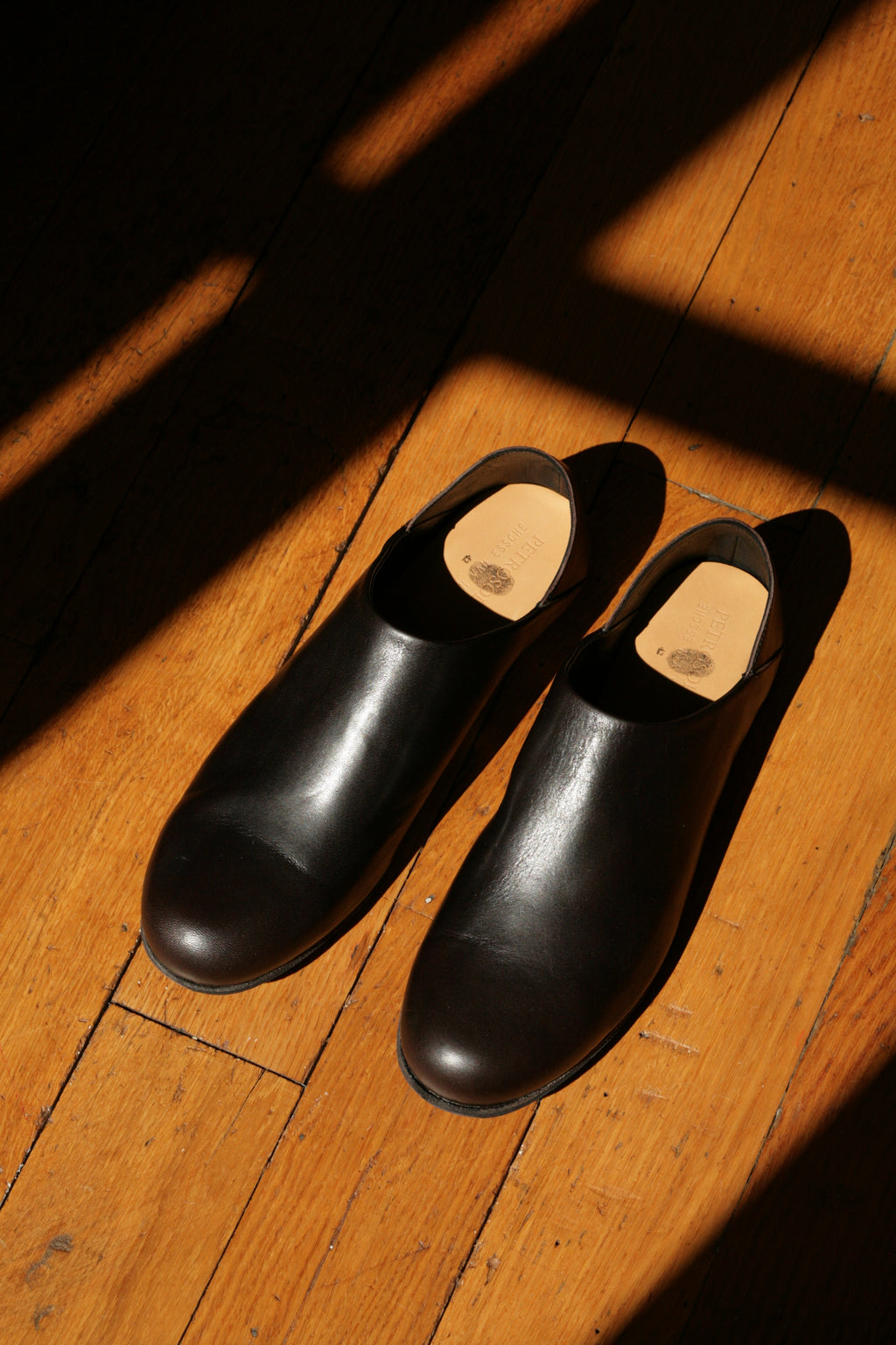 PETROSOLAUM X JAN JAN VAN ESSCHE - Babouche in Brown-Black Shinki-Hikaku Horsehide - Tempo