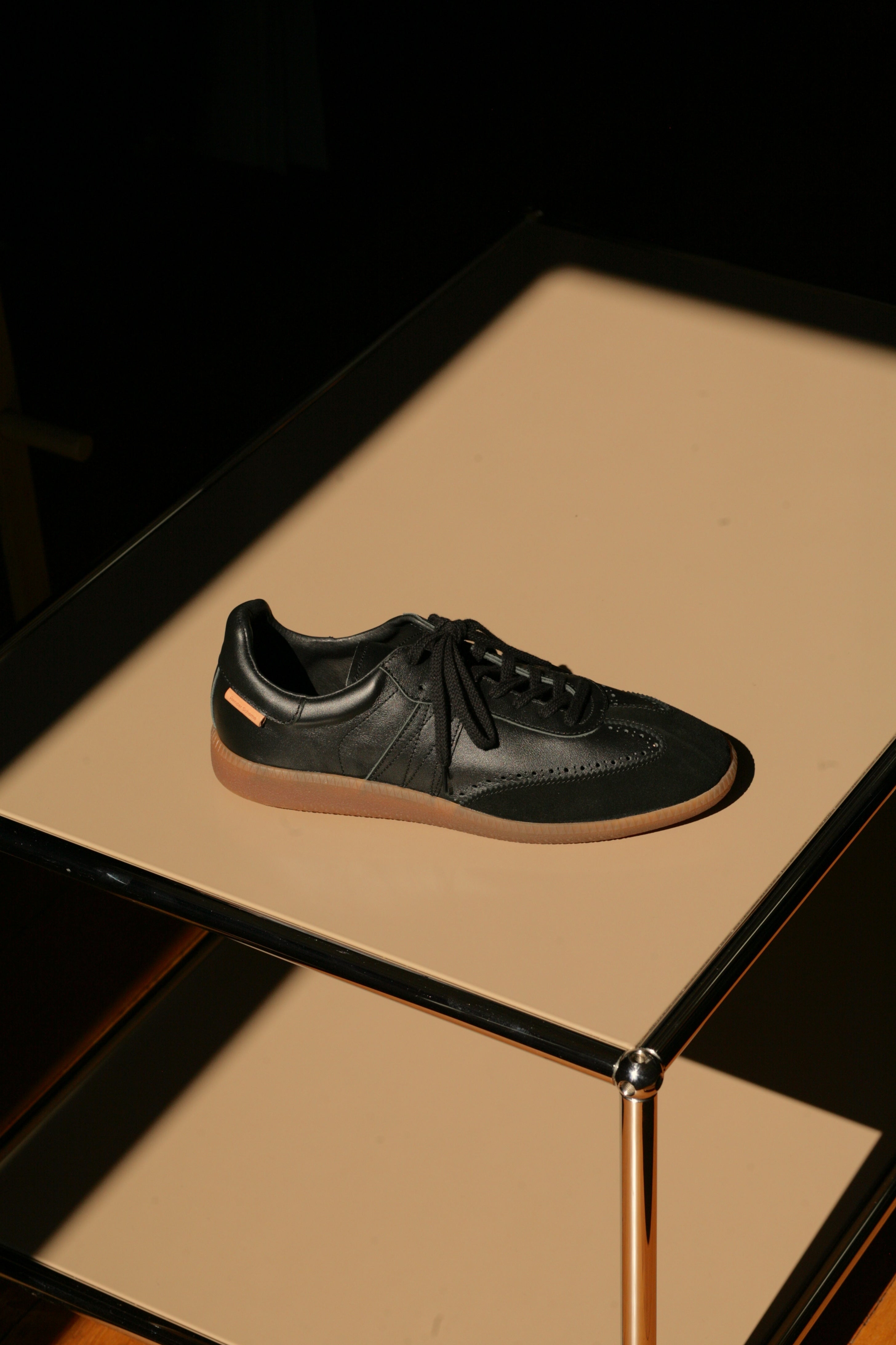 Hender Scheme - Citizen Trainer in Black - Tempo