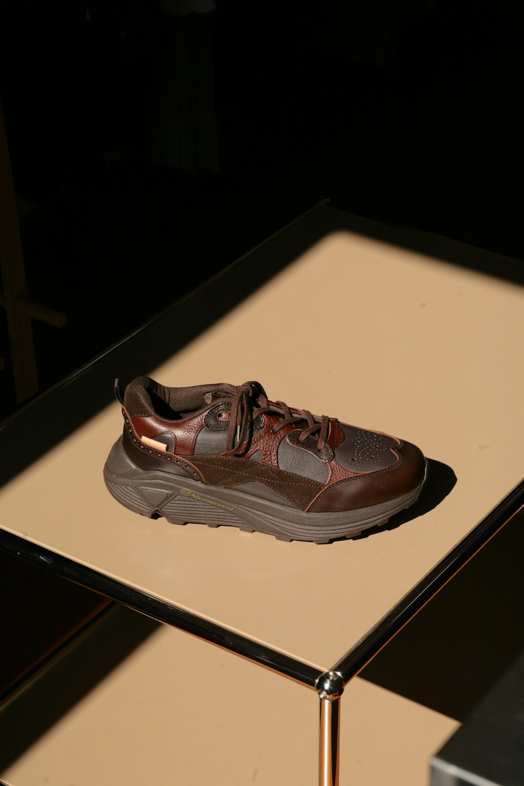 Hender Scheme - Polar in Dark Brown - Tempo