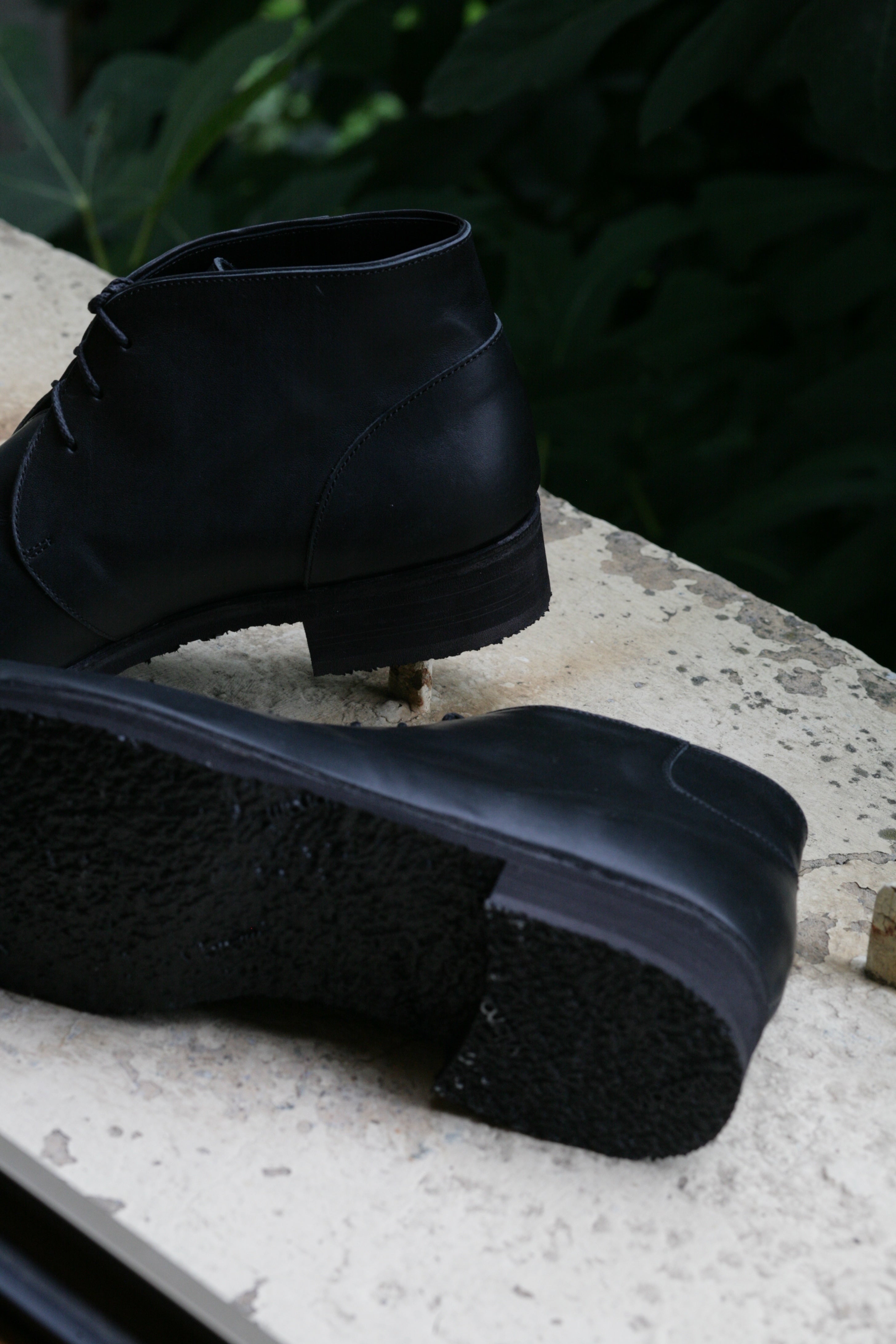 PETROSOLAUM - Connect Chukka in Black Pit Oil Calf - Tempo