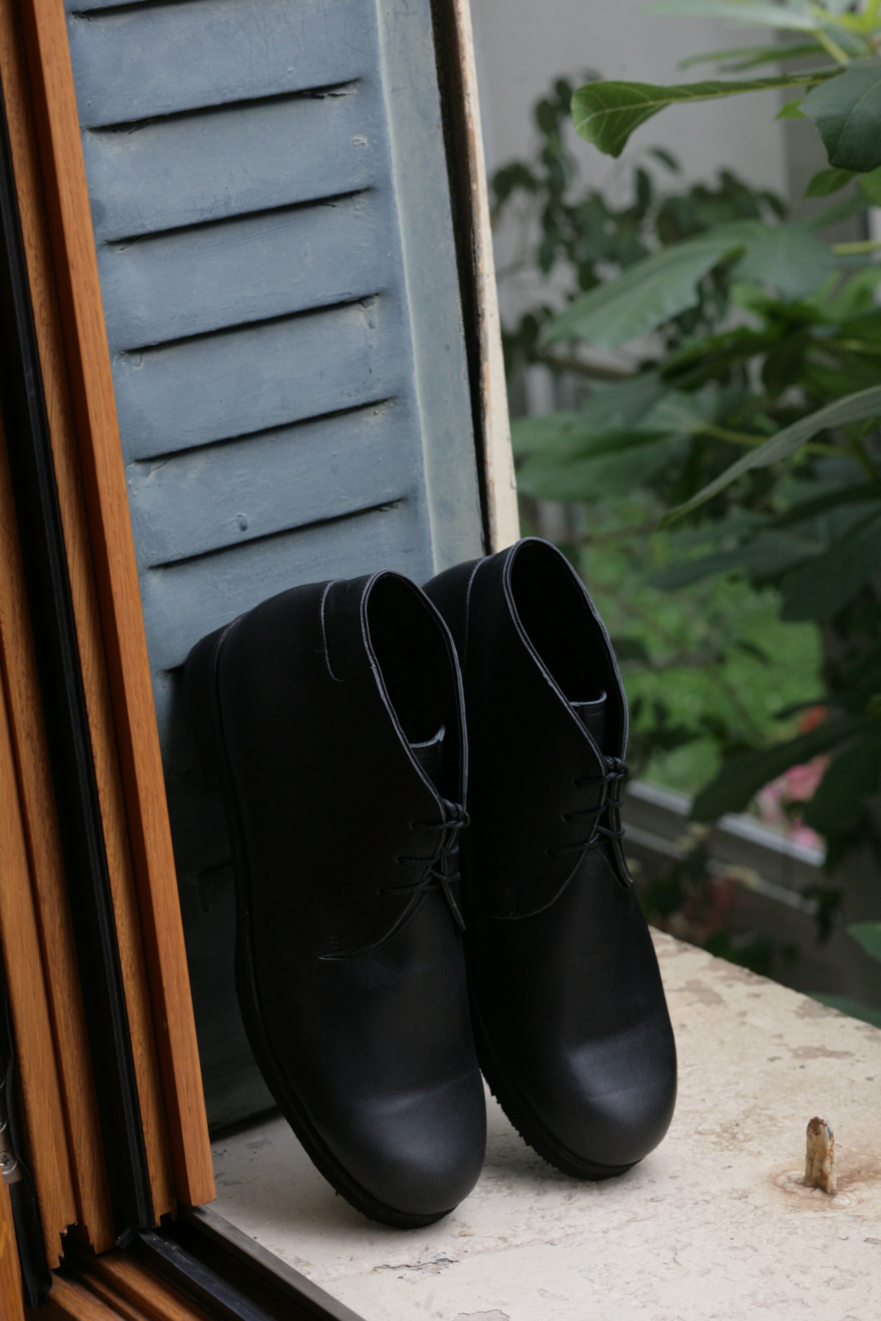 PETROSOLAUM - Connect Chukka in Black Pit Oil Calf - Tempo