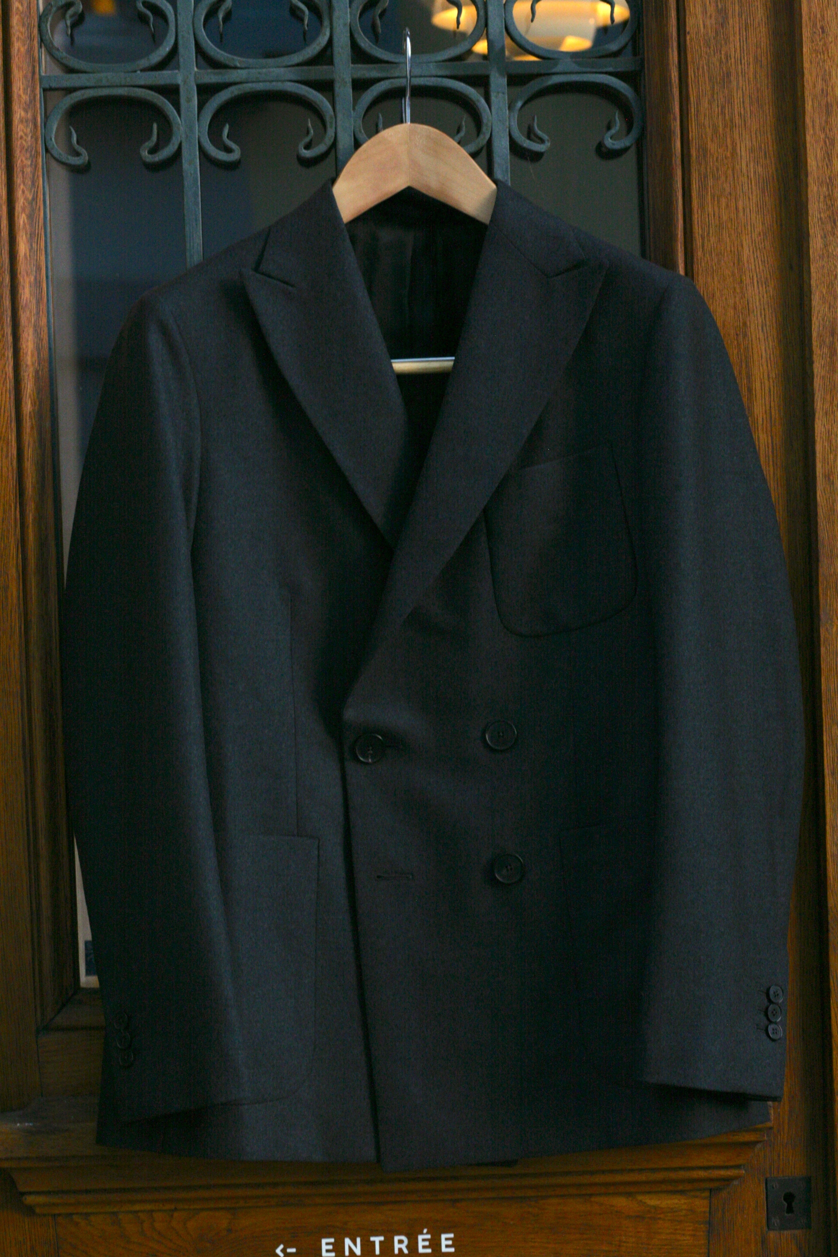 École de Pensée x Tempo Design Store - Double Breasted Peak Lapel Pure Wool Jacket - Vitale Barberis Canonico - Tempo