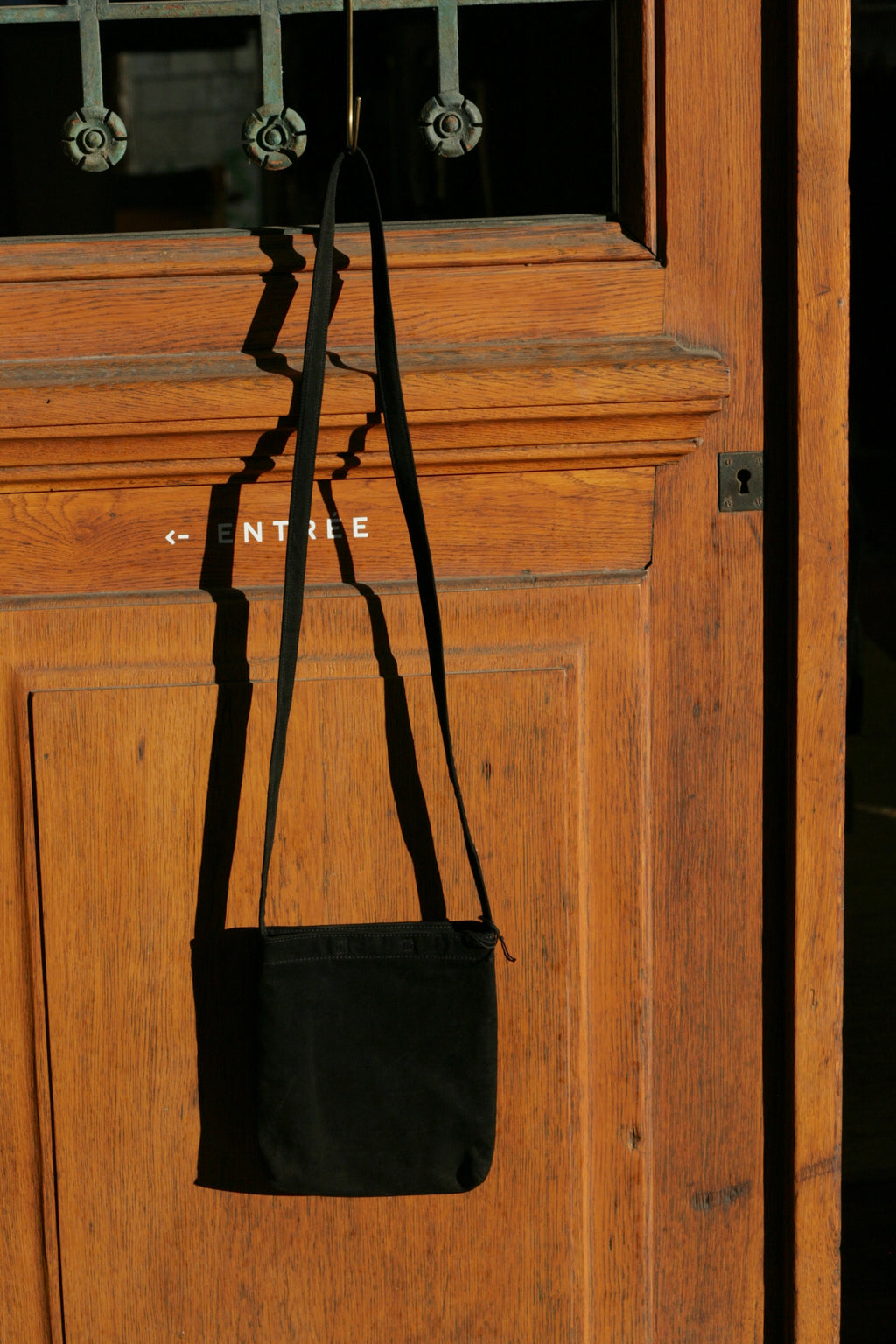 YOKO SAKAMOTO - RESEARCHER BAG SMALL NUBUCK COWHIDE BLACK - Tempo