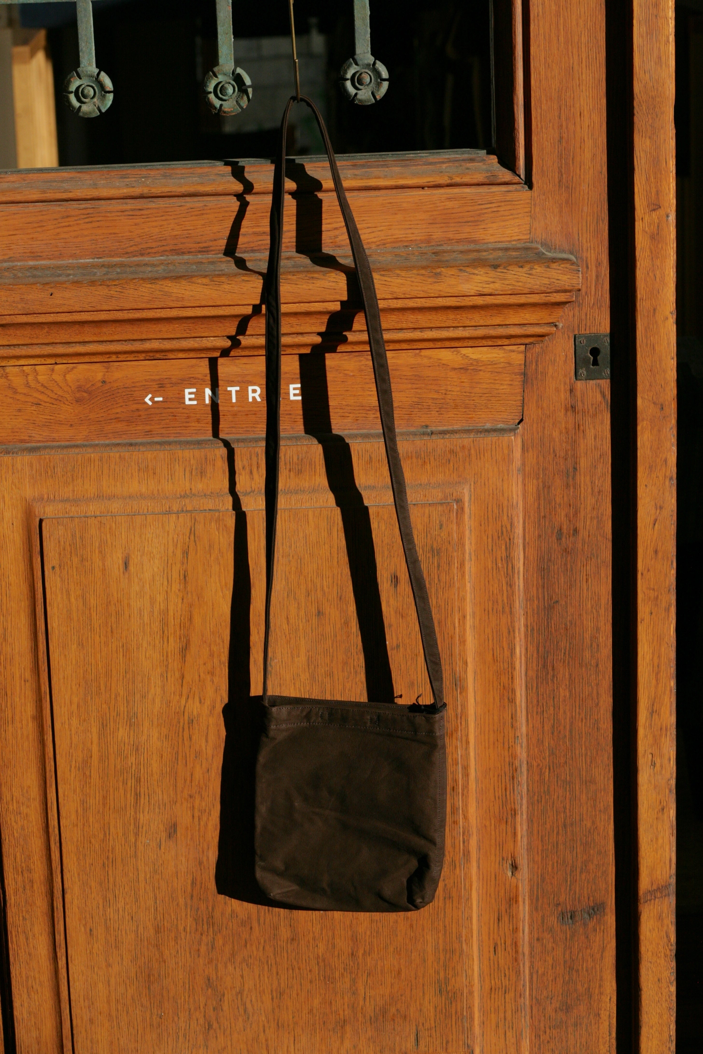 YOKO SAKAMOTO - RESEARCHER BAG SMALL NUBUCK COWHIDE BROWN - Tempo