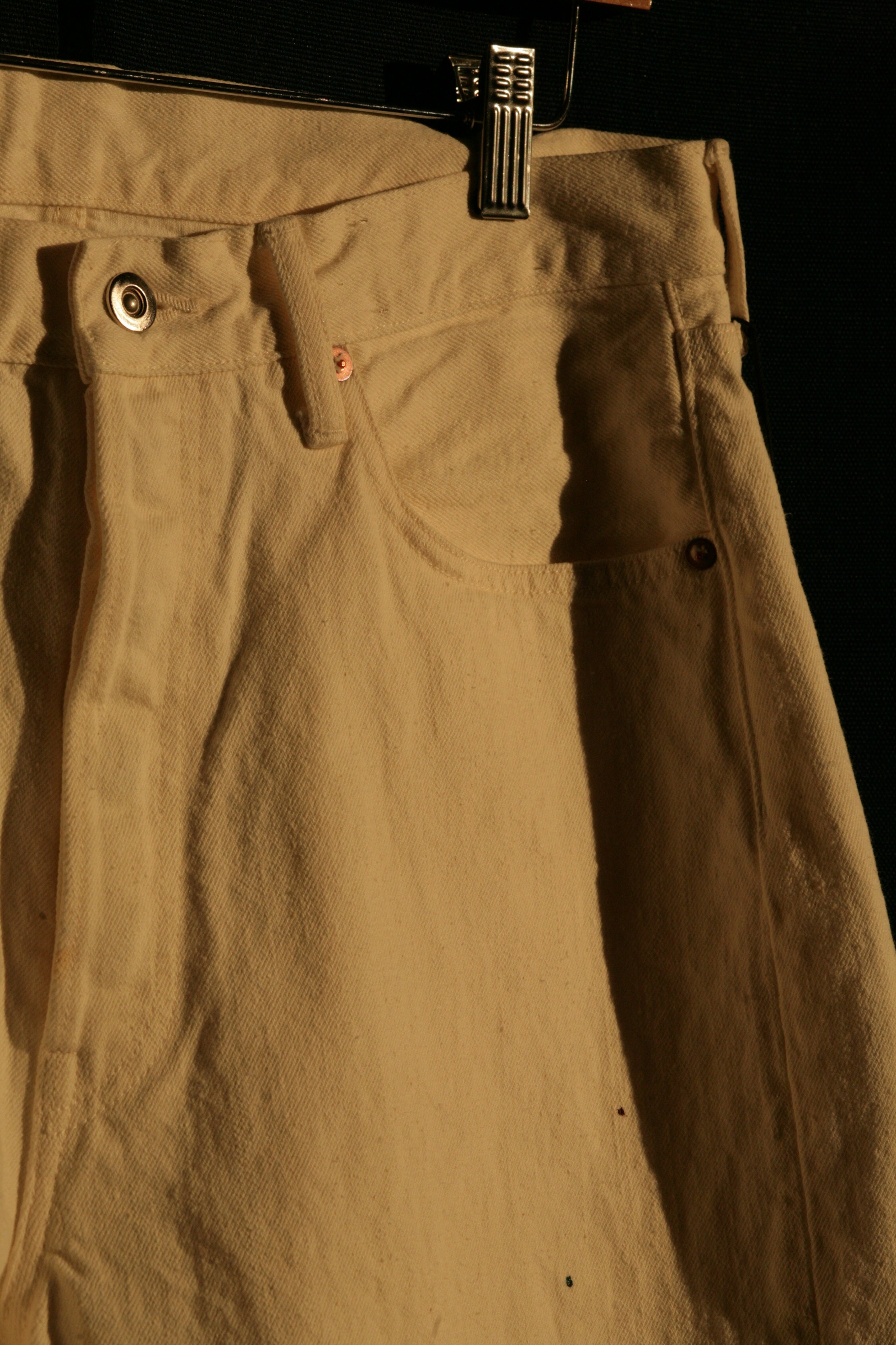 YOKO SAKAMOTO - 5 POCKET STRAIGHT SELVEDGE PANTS - FADE WHITE (PAINT STAINS) - Tempo