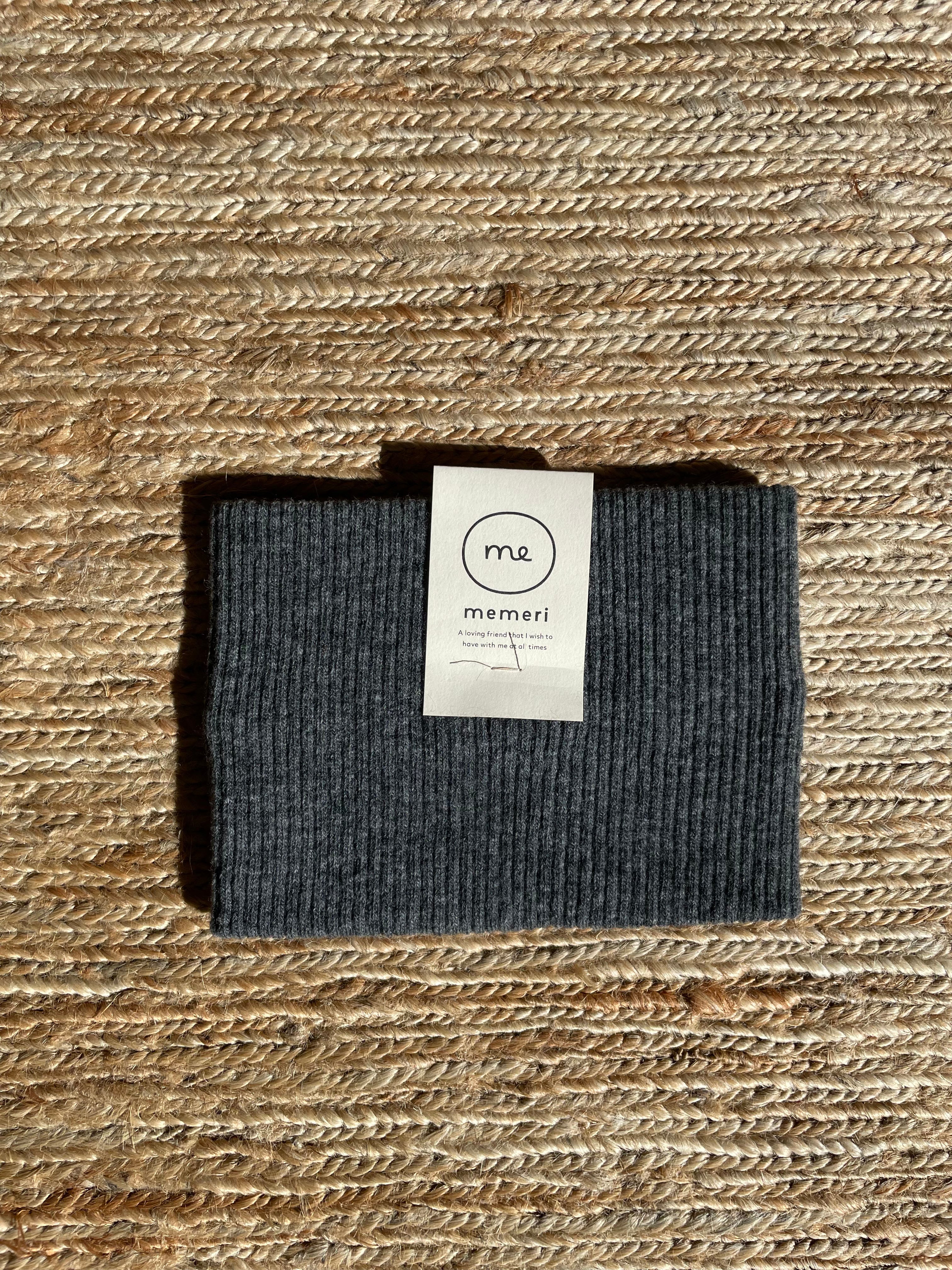 Cashmere Wool Neck Warmer in Charcoal