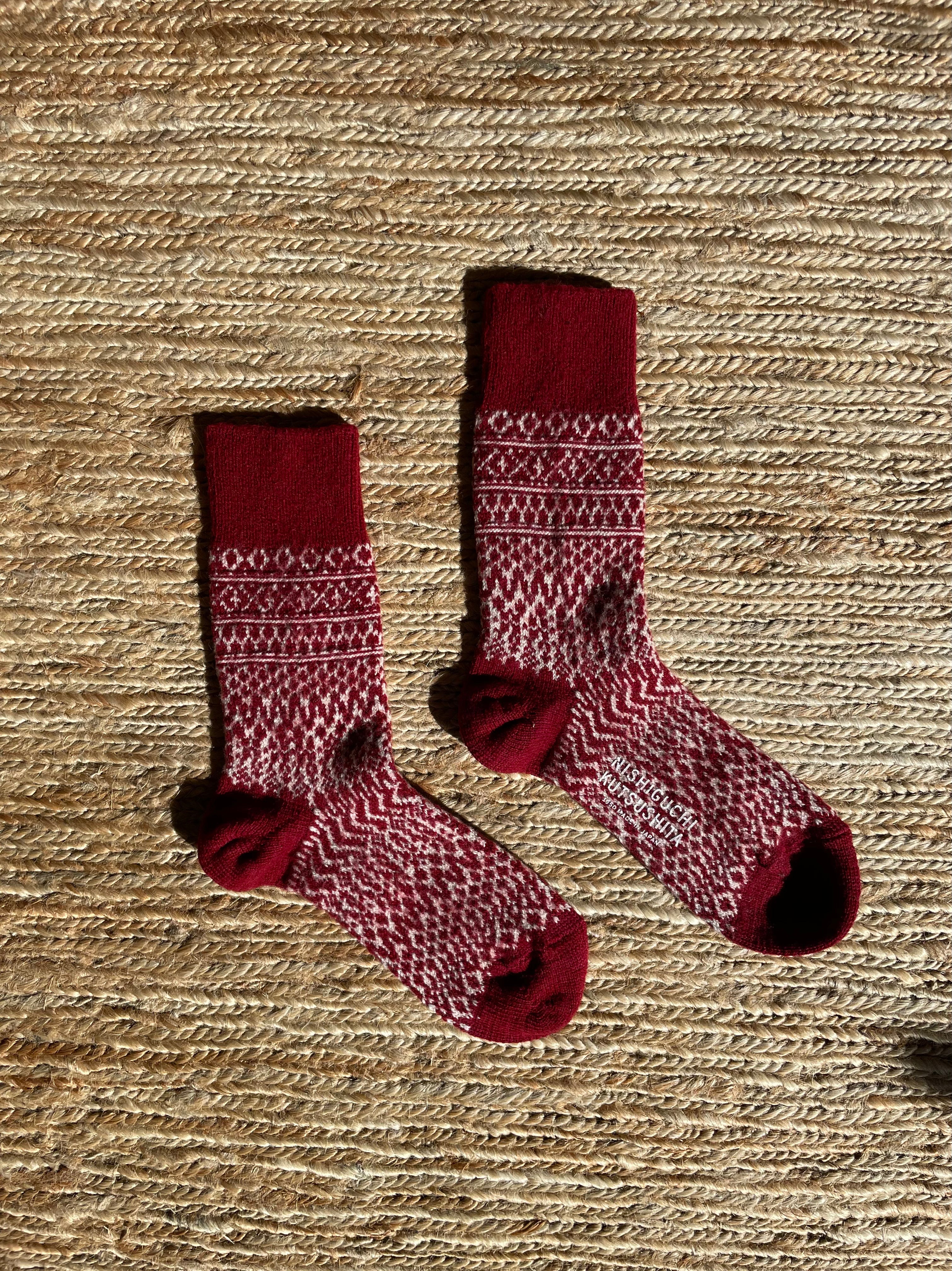 Nishiguchi Kutsushita - Wool Jacquard Socks in Wine - Tempo