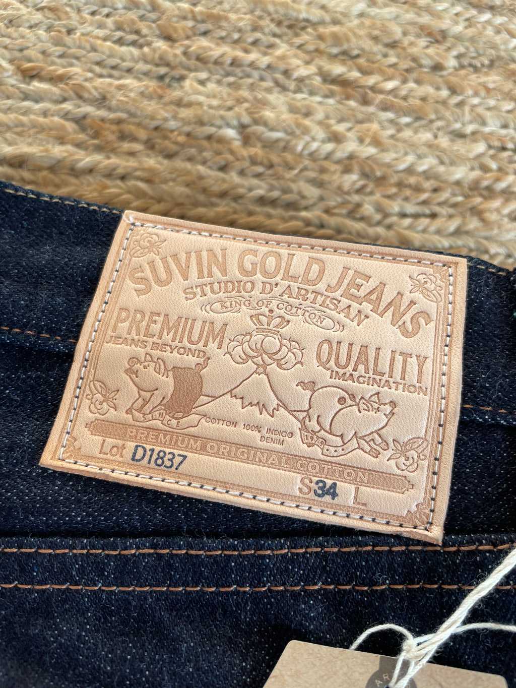 Suvin Gold Jeans - High Rise Tapered - One Wash - Tempo