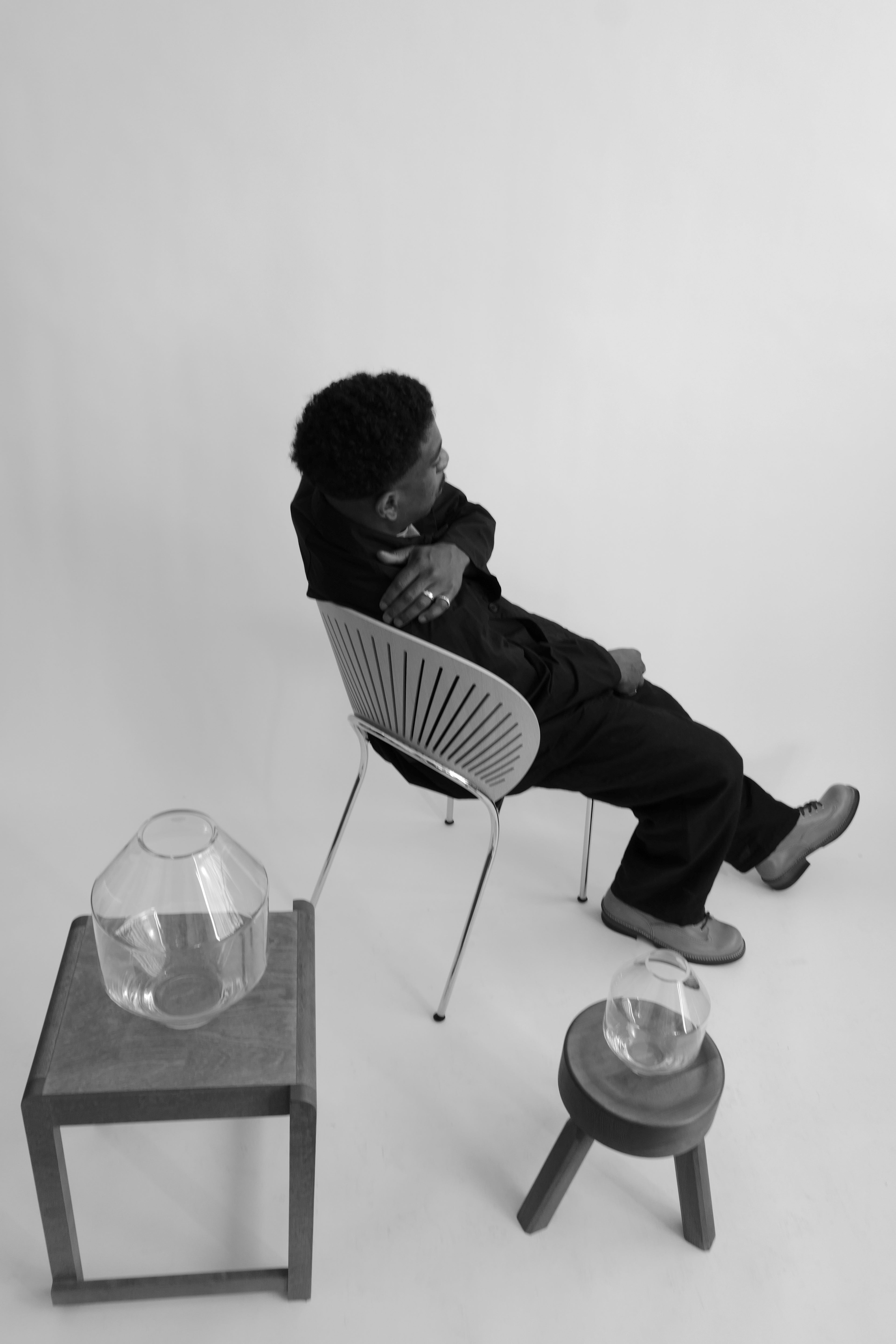 FREDERICIA - SAMPLE | Trinidad Chair in Oak Lacquer + Chrome - Tempo