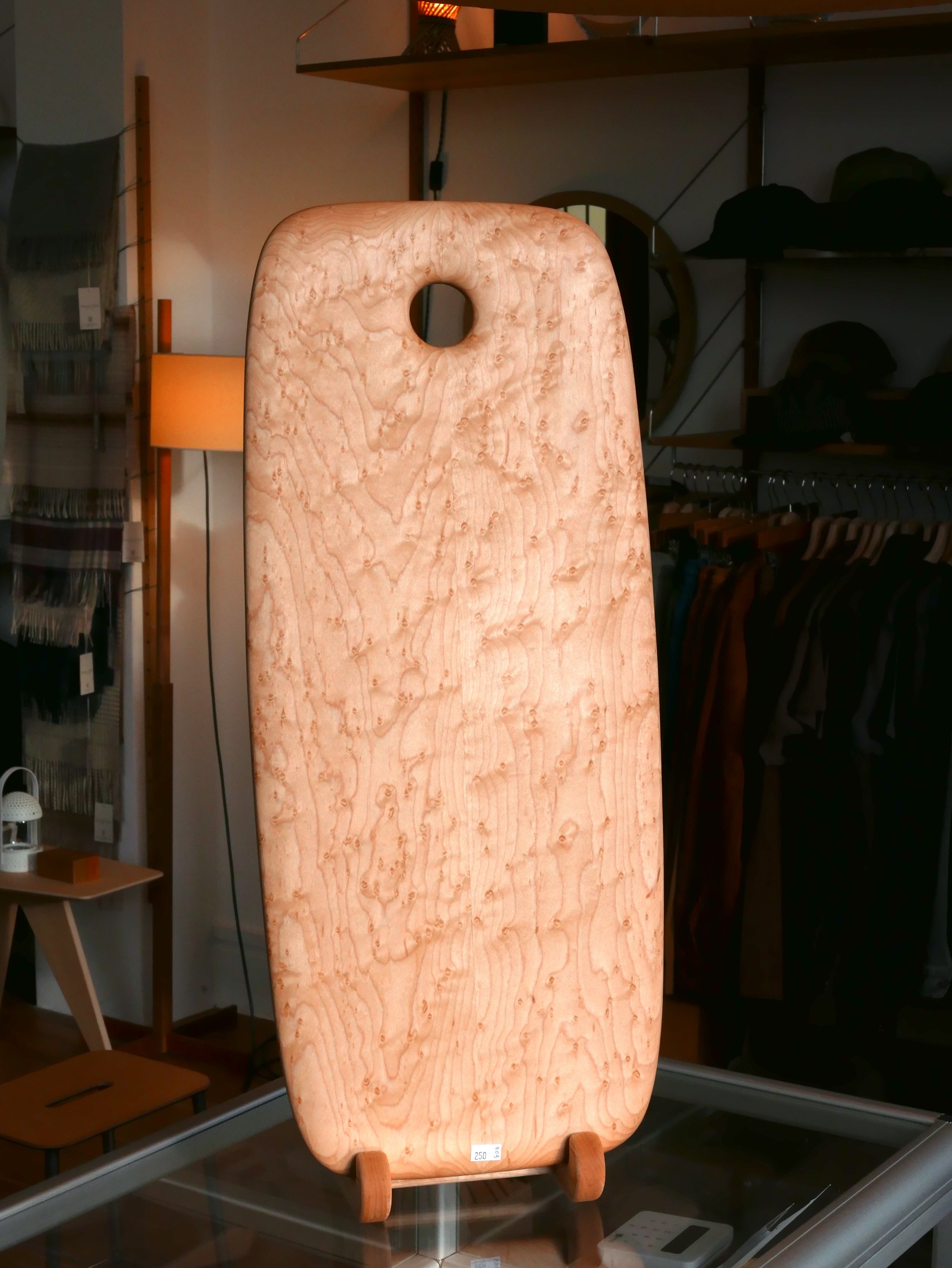 #03 Breadboard in Birdseye Maple