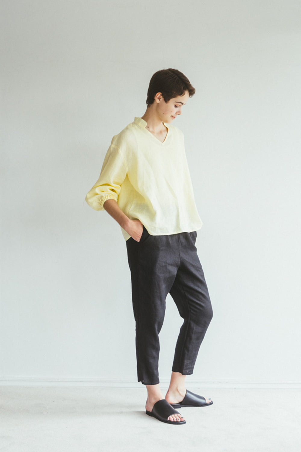 Robin Linen Pants in Black