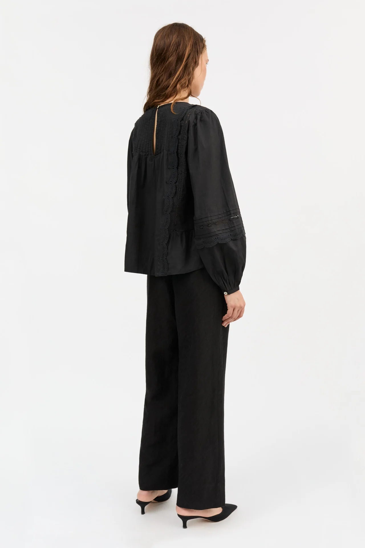 SKALL STUDIO - Leaf Organic Cotton Blouse in Black - Tempo