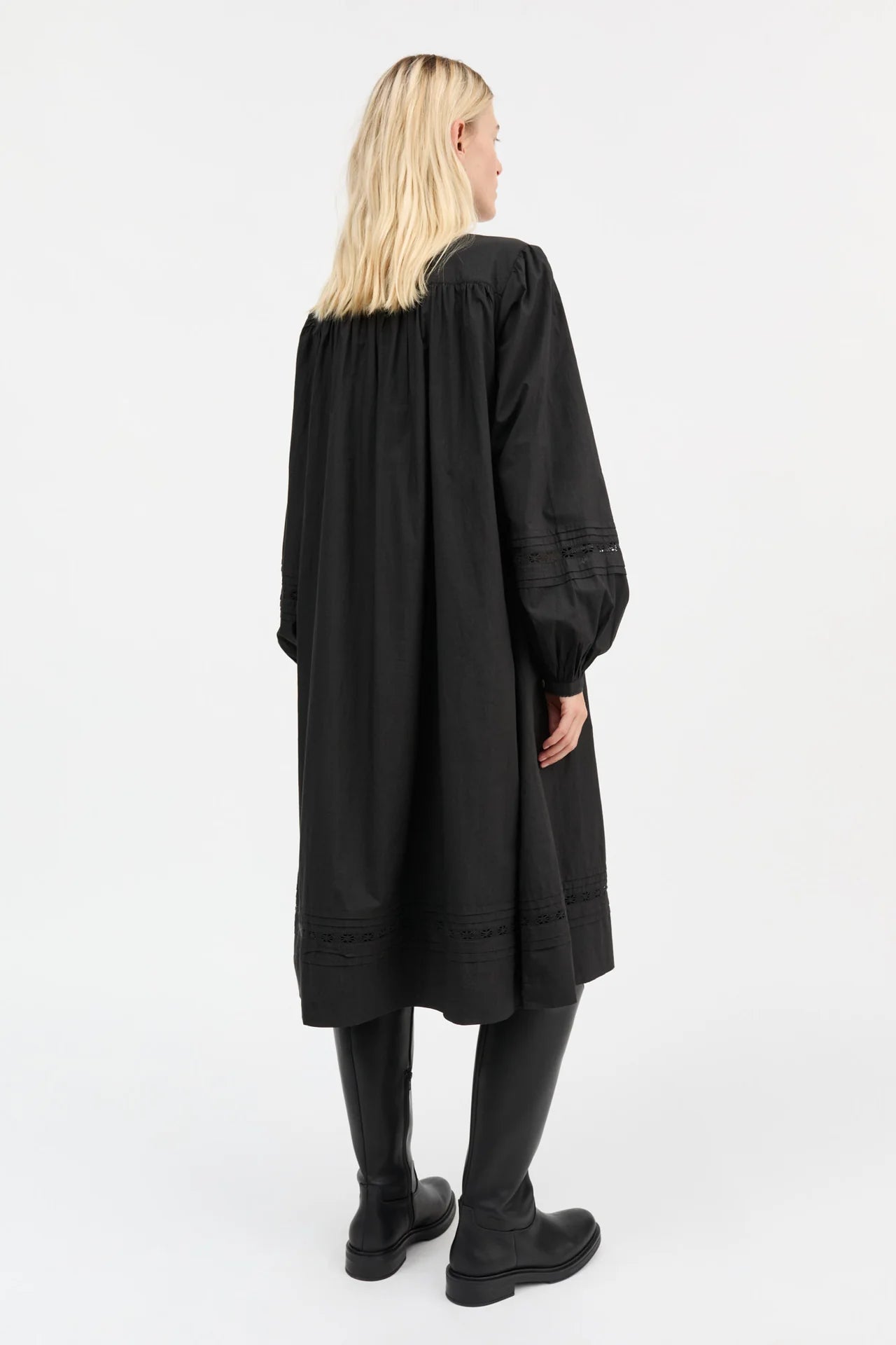 SKALL STUDIO - Leaf Organic Cotton Shirt Dress in Black - Tempo