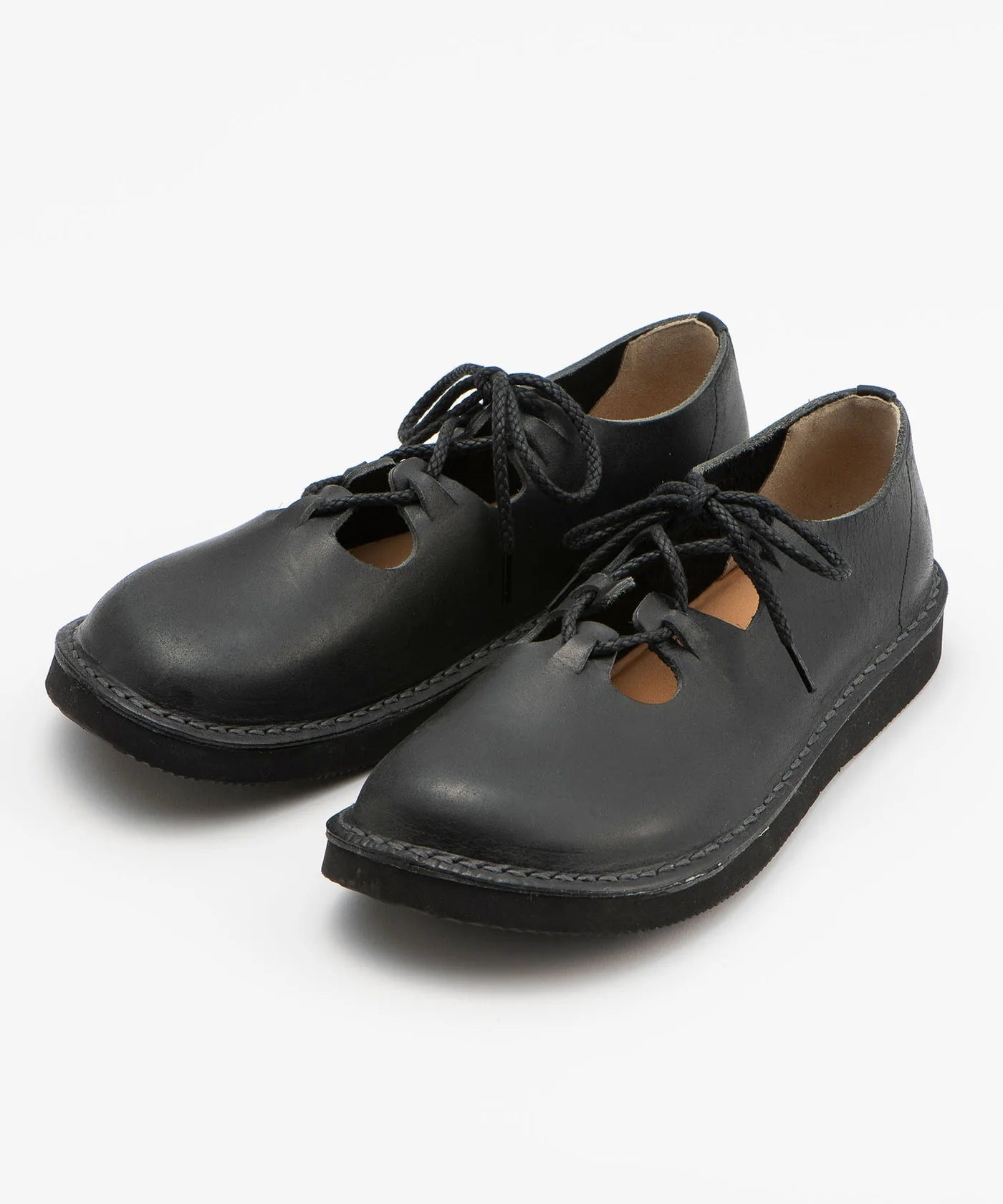 ORGANIC HANDLOOM - Coalport in Oiled Pull-Up Leather - Black - Tempo