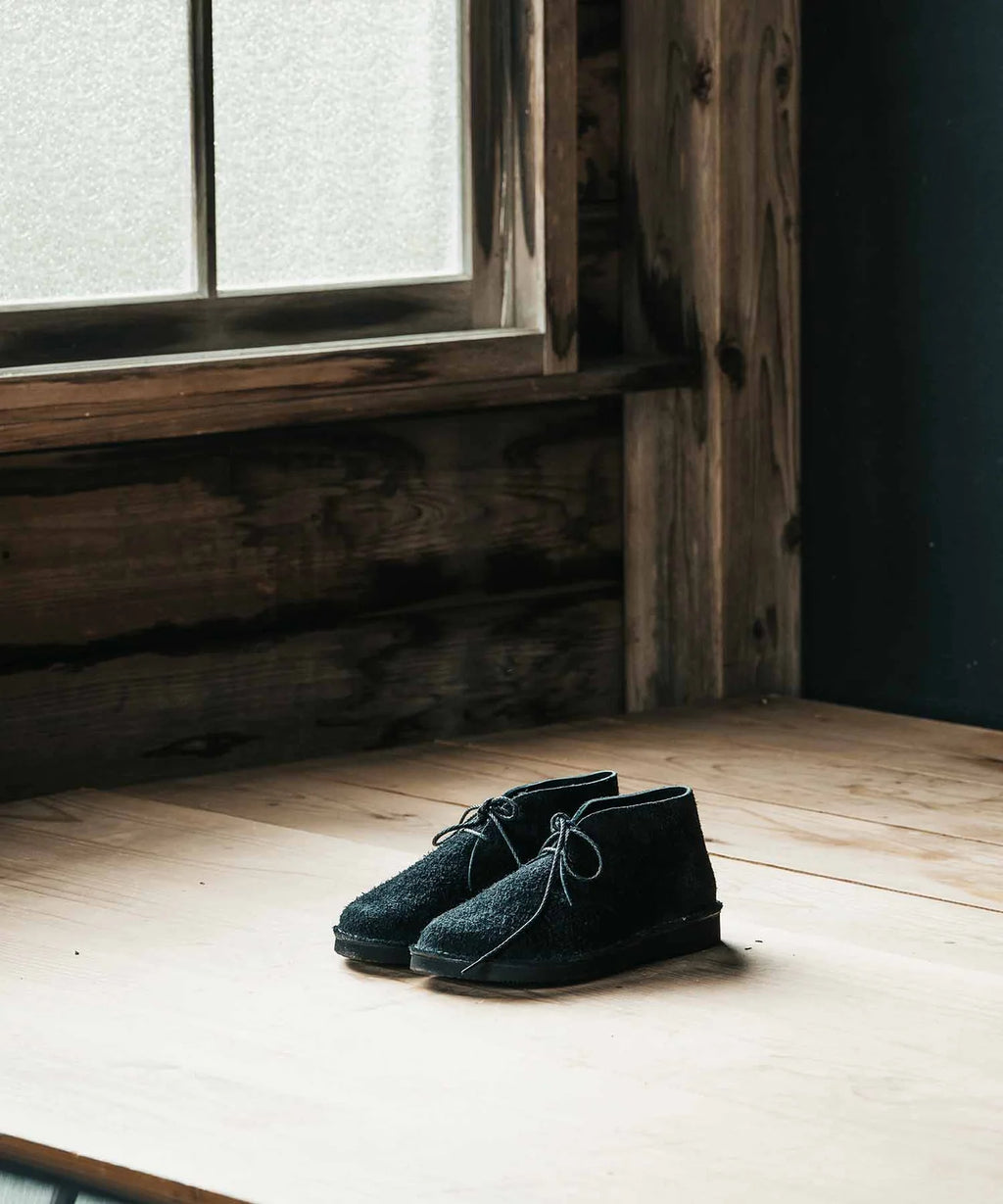 Ives in Black Velour Cowhide