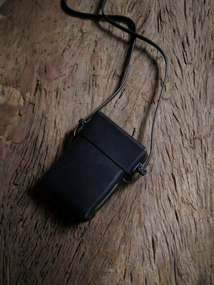 Woven Camera Pouch in All Black - Tempo