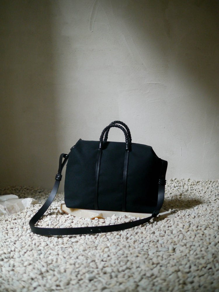 Woven Duffel Bag 35 in Black - Tempo