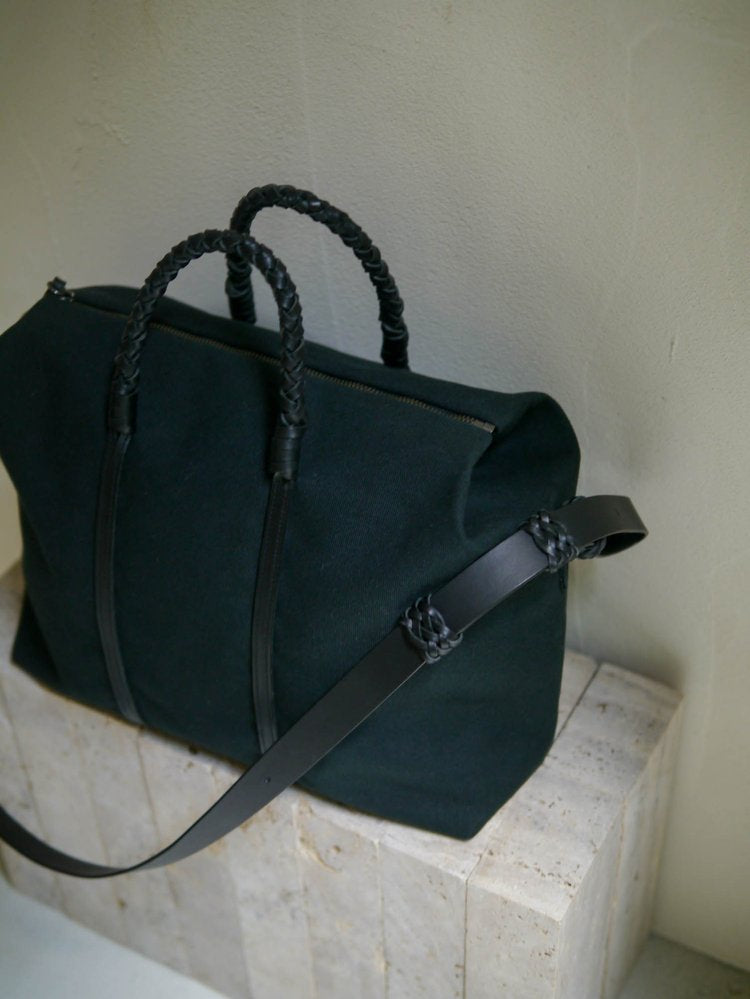 Woven Duffel Bag 35 in Black - Tempo