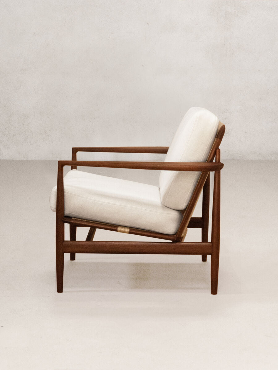 PHANTOM HANDS - Tangāli Comfort Chair - Tempo