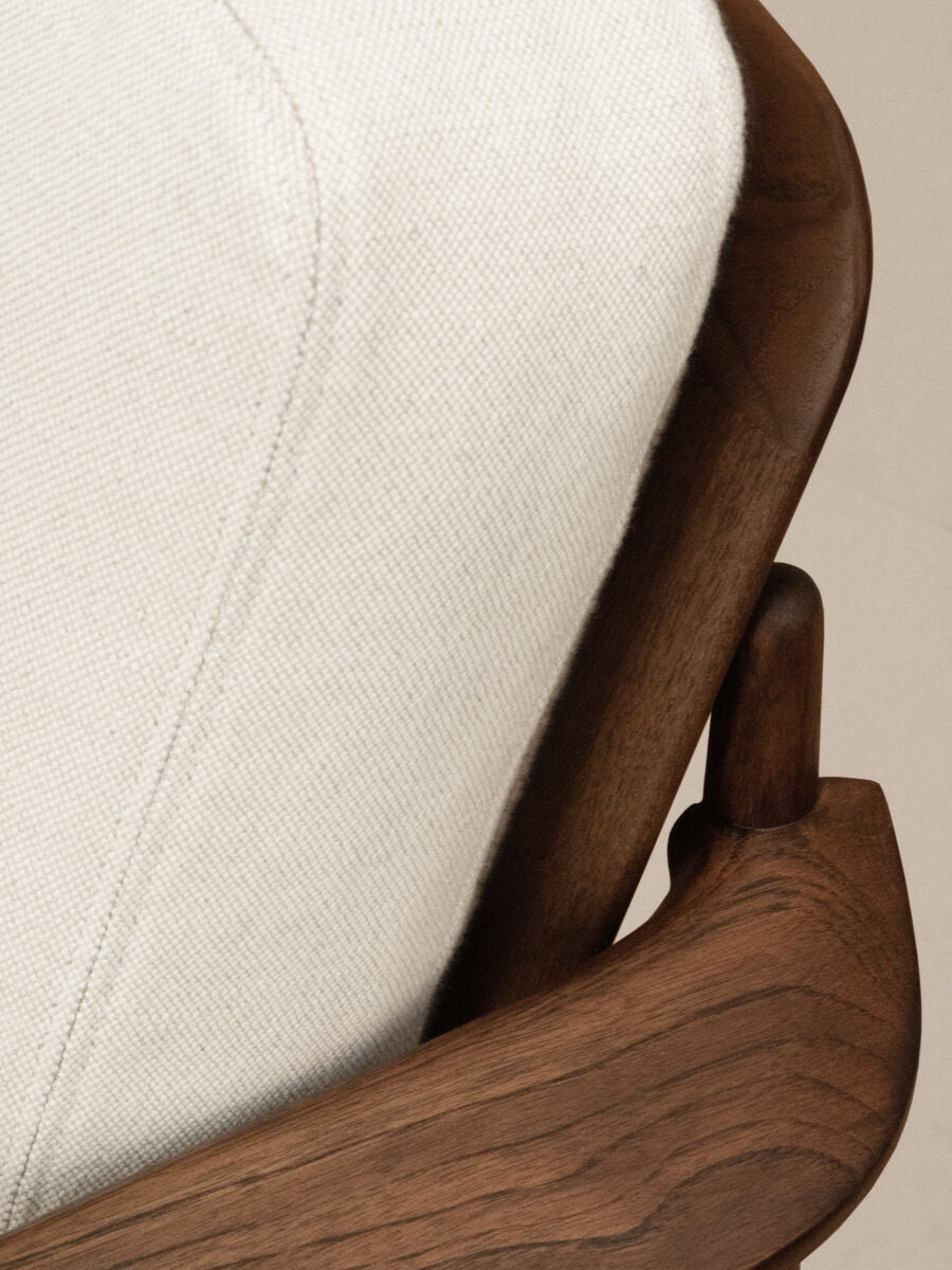 PHANTOM HANDS - Tangāli Comfort Chair - Tempo