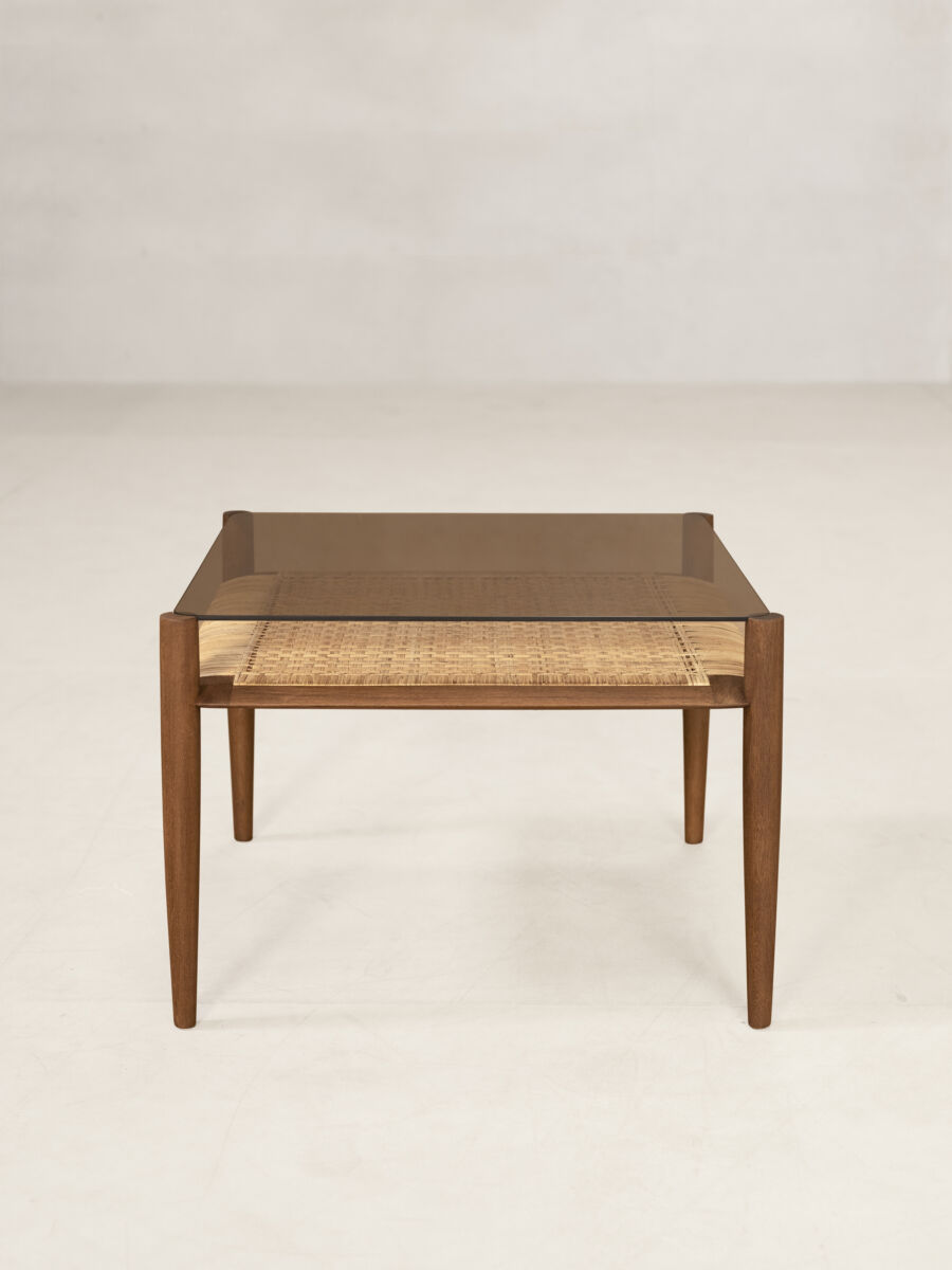 PHANTOM HANDS - Tangāli Side Table - Tempo