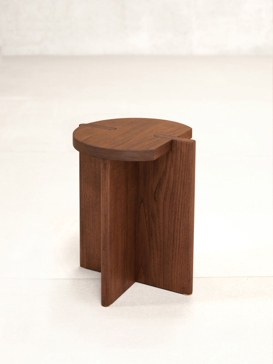 x+l 16 Cut Circle Stool