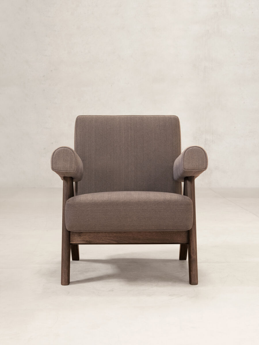 PHANTOM HANDS - Upholstered Easy Armchair/ Zanav Upholstery - Tempo