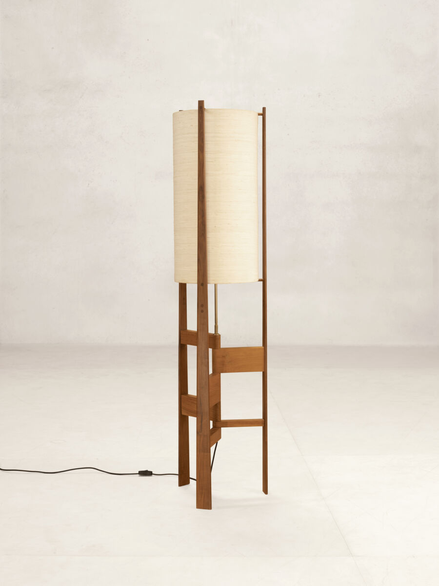 x+l 04 Floor Lamp