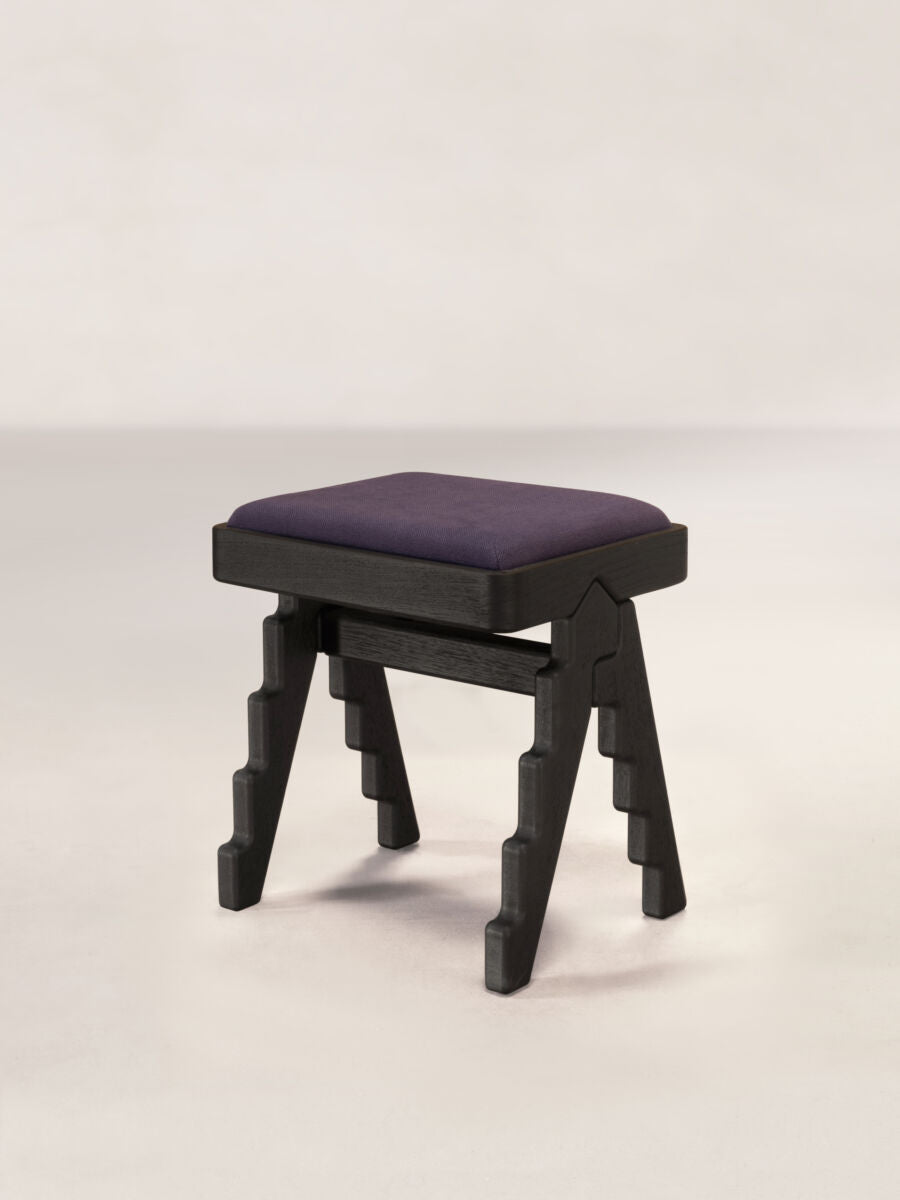 PHANTOM HANDS - Crocodile Stool / Black Finish - Tempo