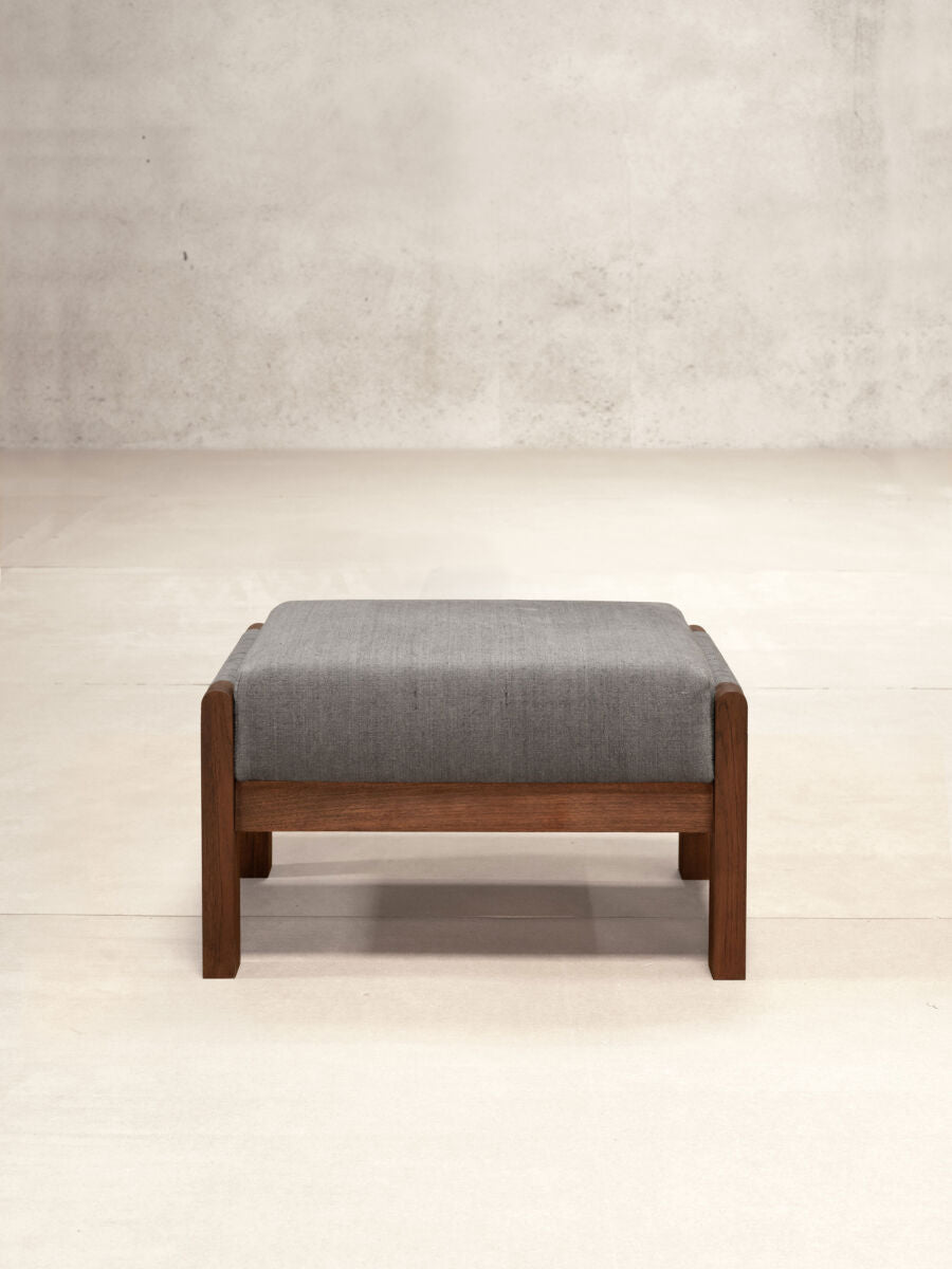 PHANTOM HANDS - Niwar Ottoman (Regular - for the Lounge Chair) - Tempo