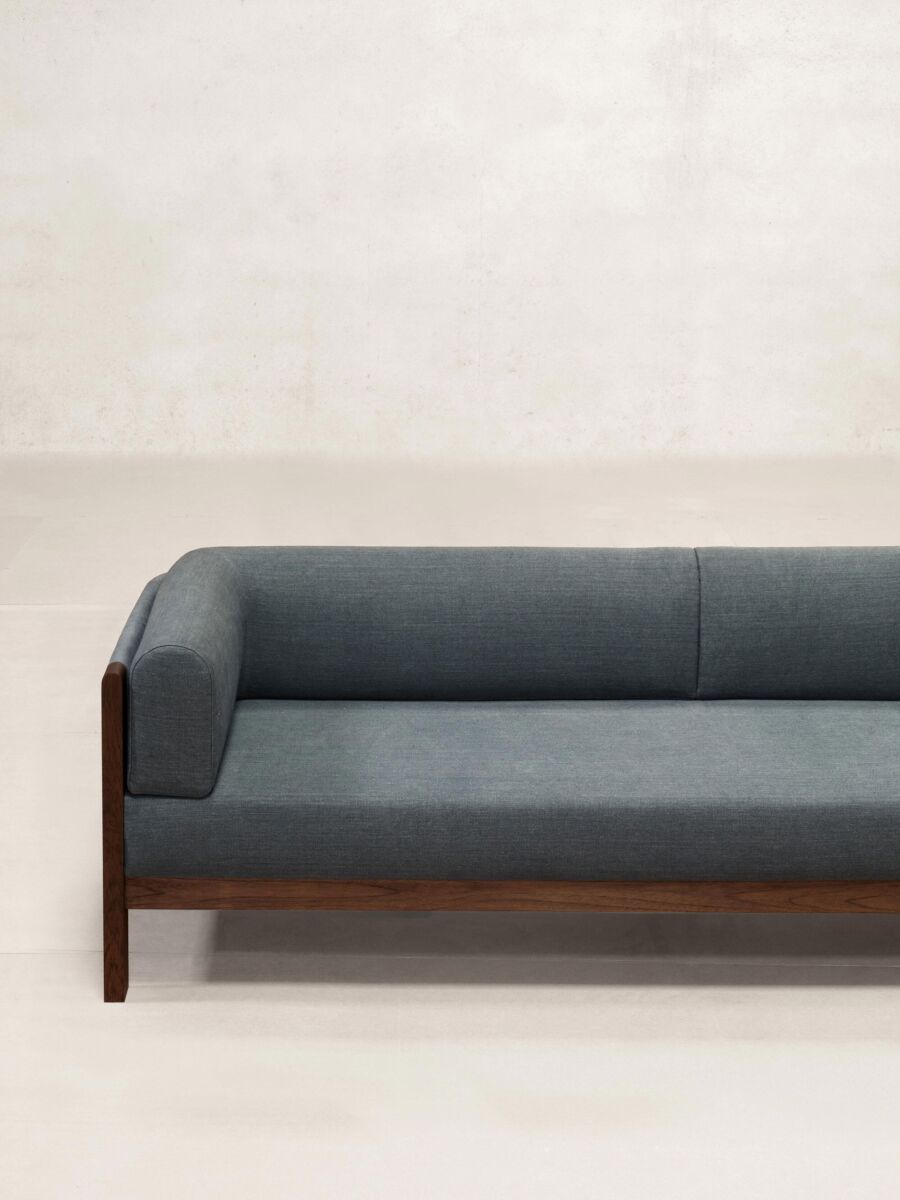 Niwar Sofa (3 Seater)