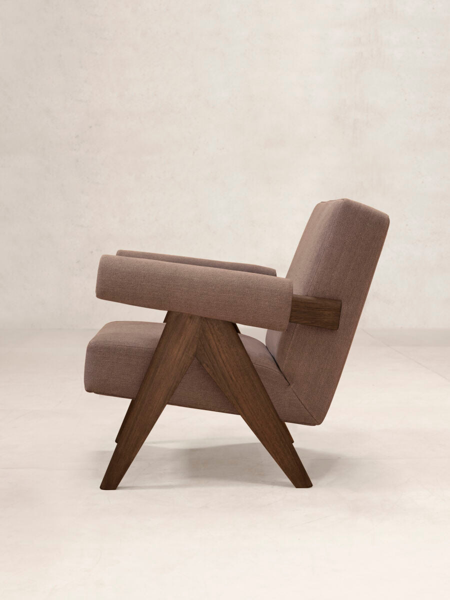 PHANTOM HANDS - Upholstered Easy Armchair/ Zanav Upholstery - Tempo