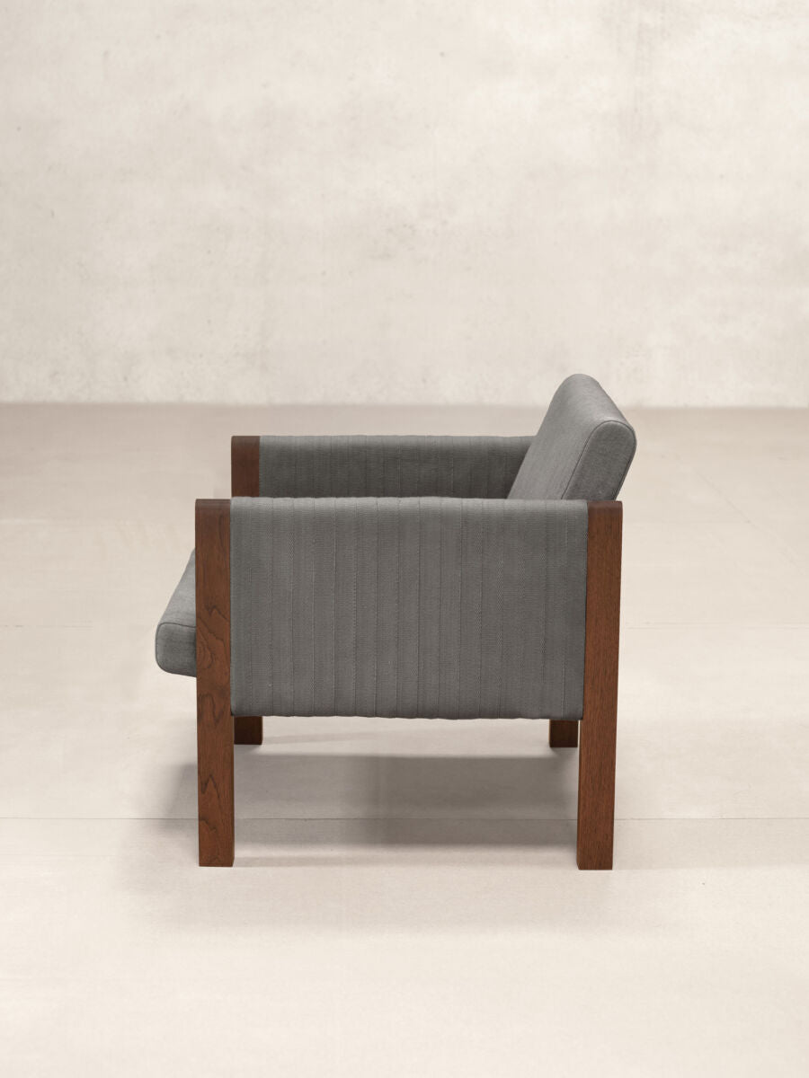 PHANTOM HANDS - Niwar Lounge Chair - Tempo