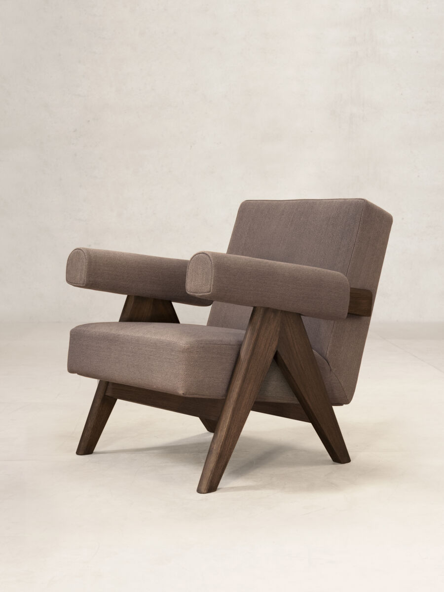 PHANTOM HANDS - Upholstered Easy Armchair/ Zanav Upholstery - Tempo