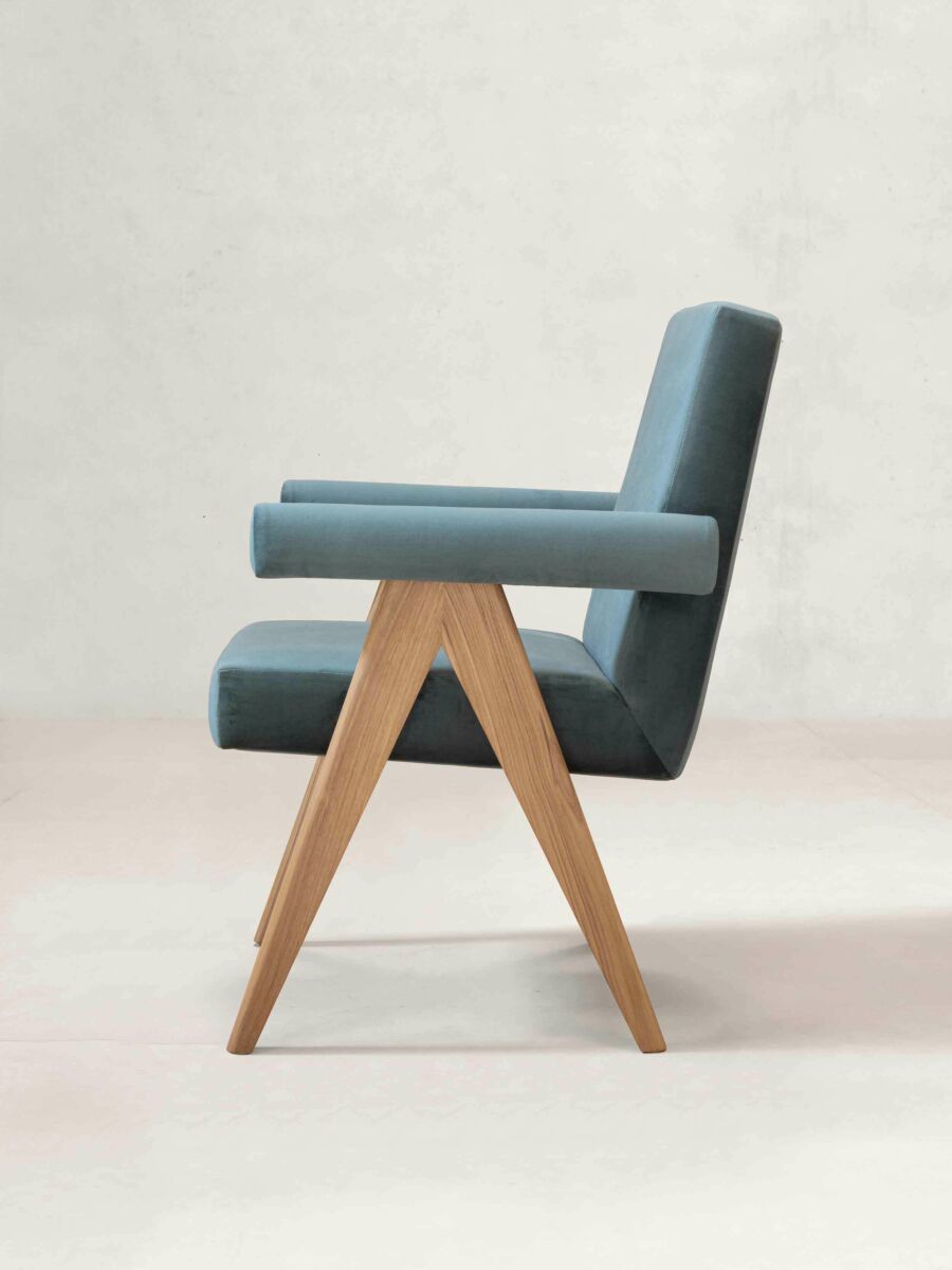 PHANTOM HANDS - Upholstered Office Chair/ Velvet Upholstery - Tempo