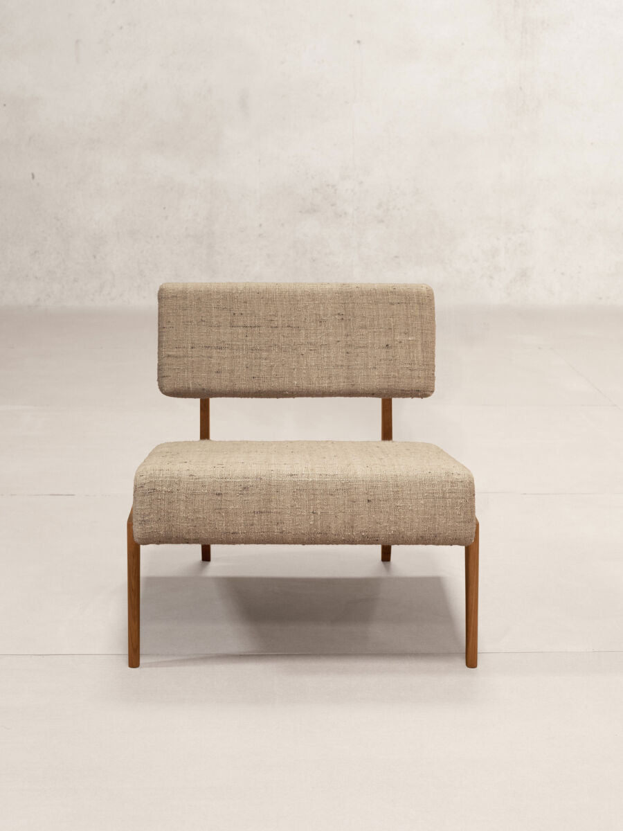 PHANTOM HANDS - x+l 11 Lounge Chair (Silk 'Sivan' Fabric) - Tempo