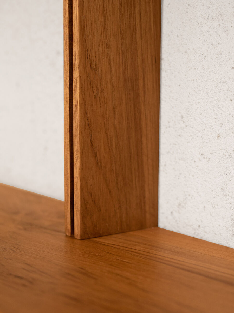 PHANTOM HANDS - DW 02 Bookshelf - Tempo