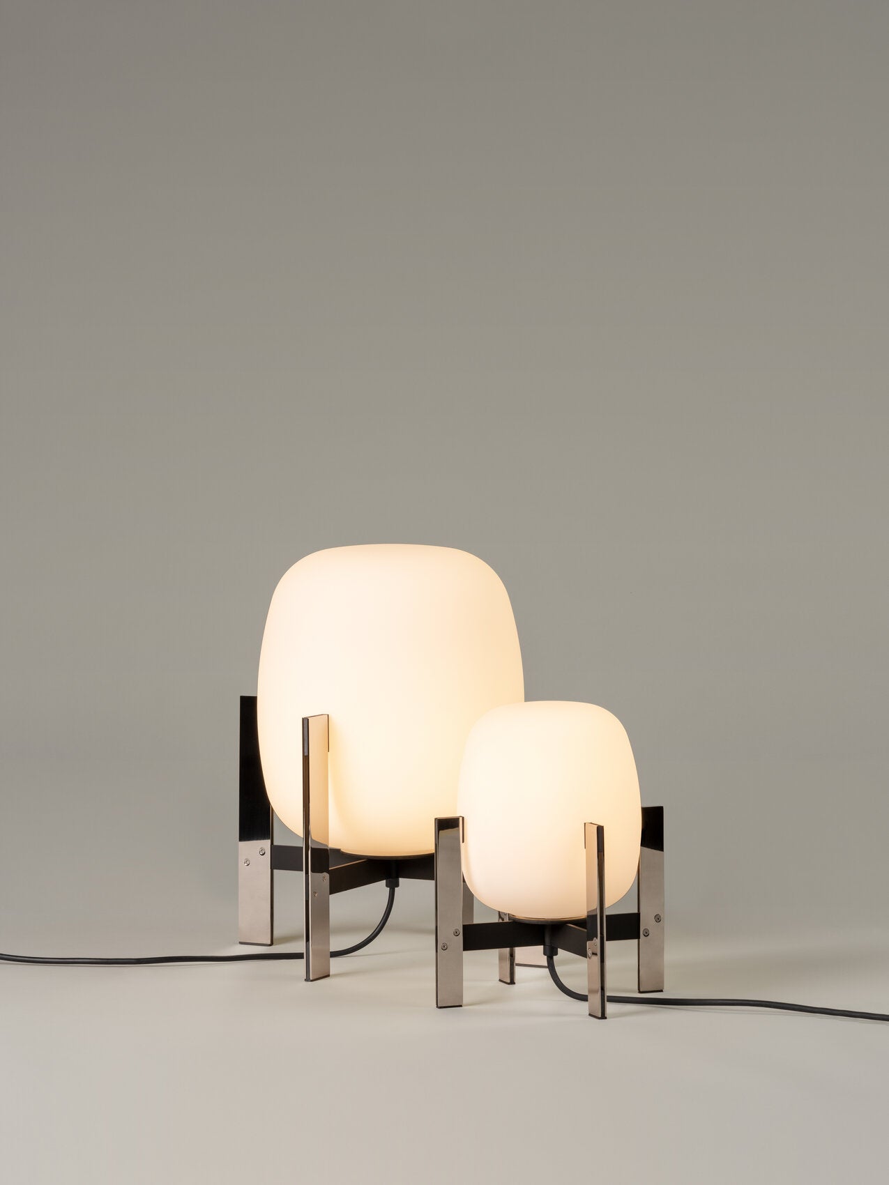 Cesta Metálica Table Lamp