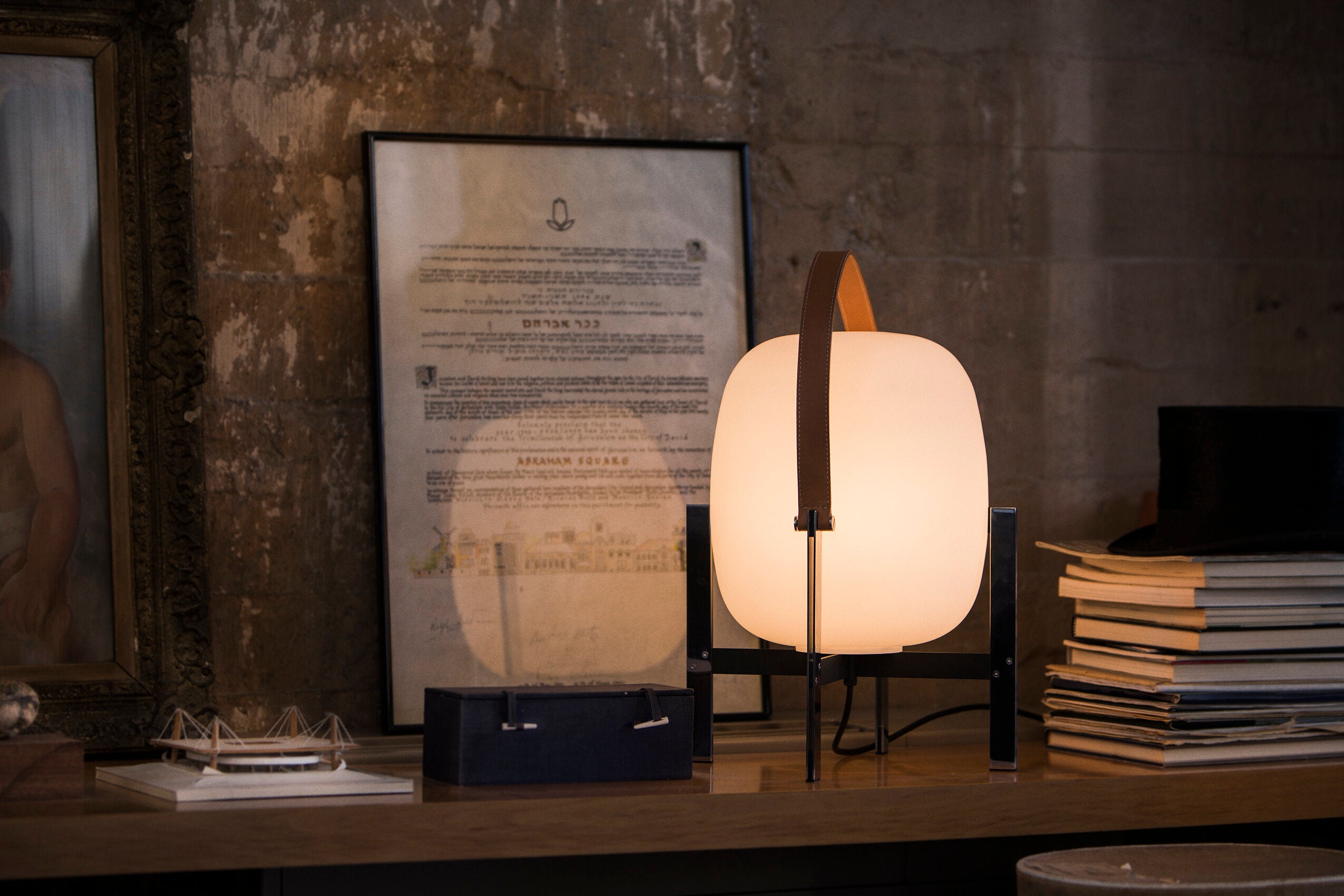 Cesta Metálica Table Lamp