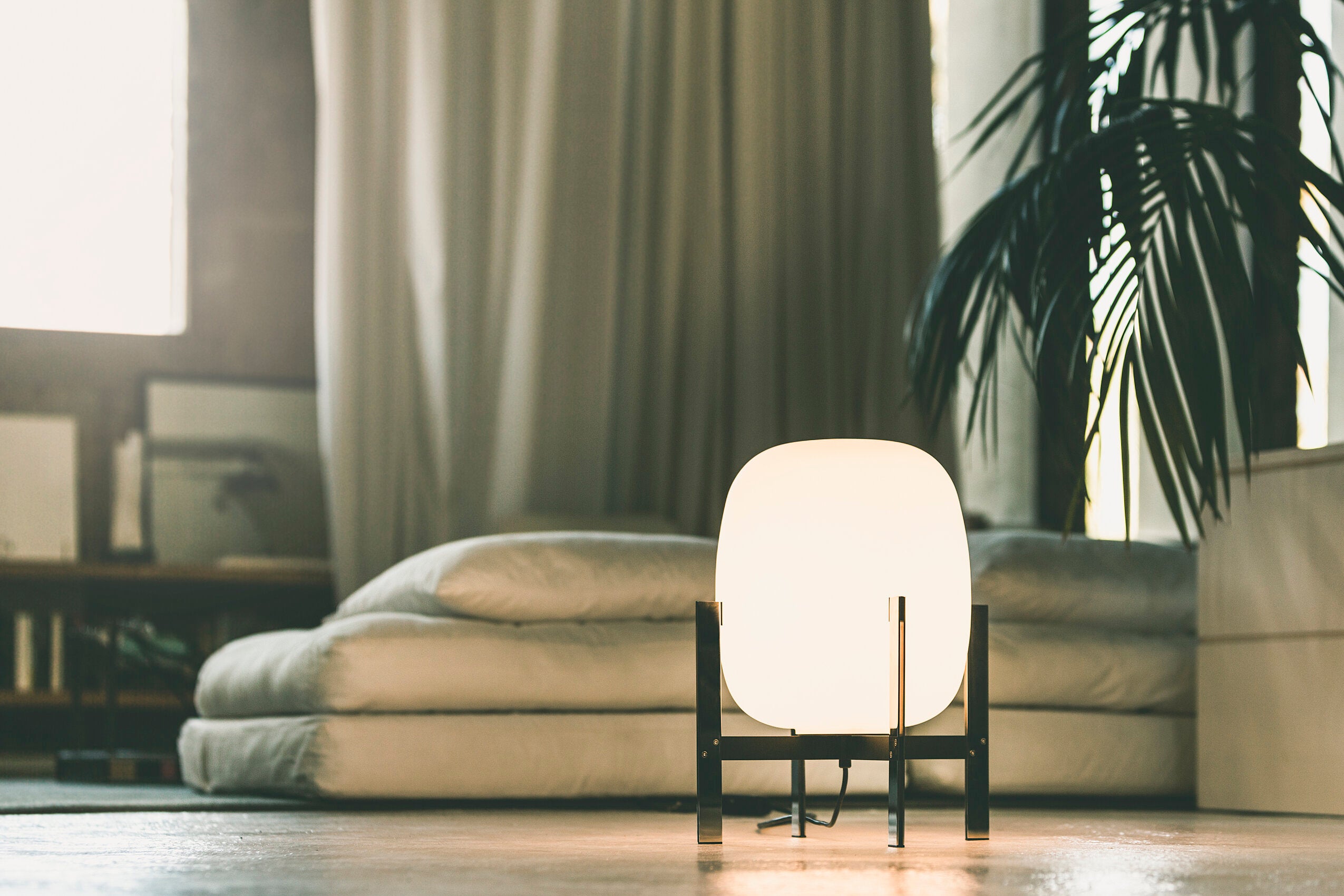 Cesta Metálica Table Lamp