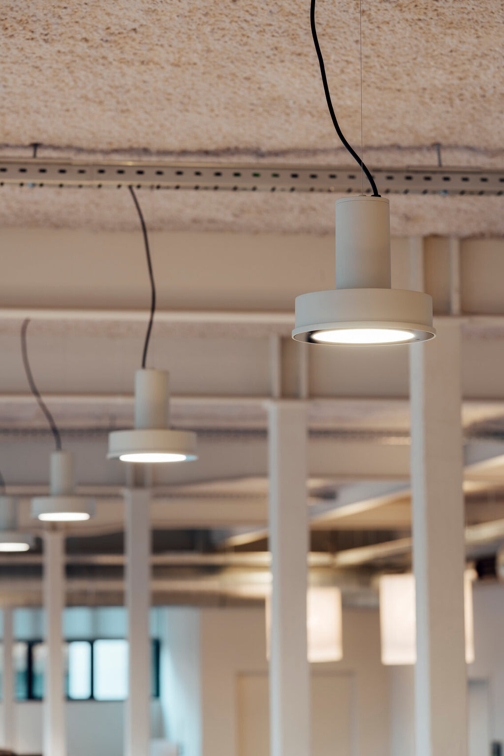 SANTA & COLE - Arne S Domus Pendant Lamp & Outdoor - Tempo