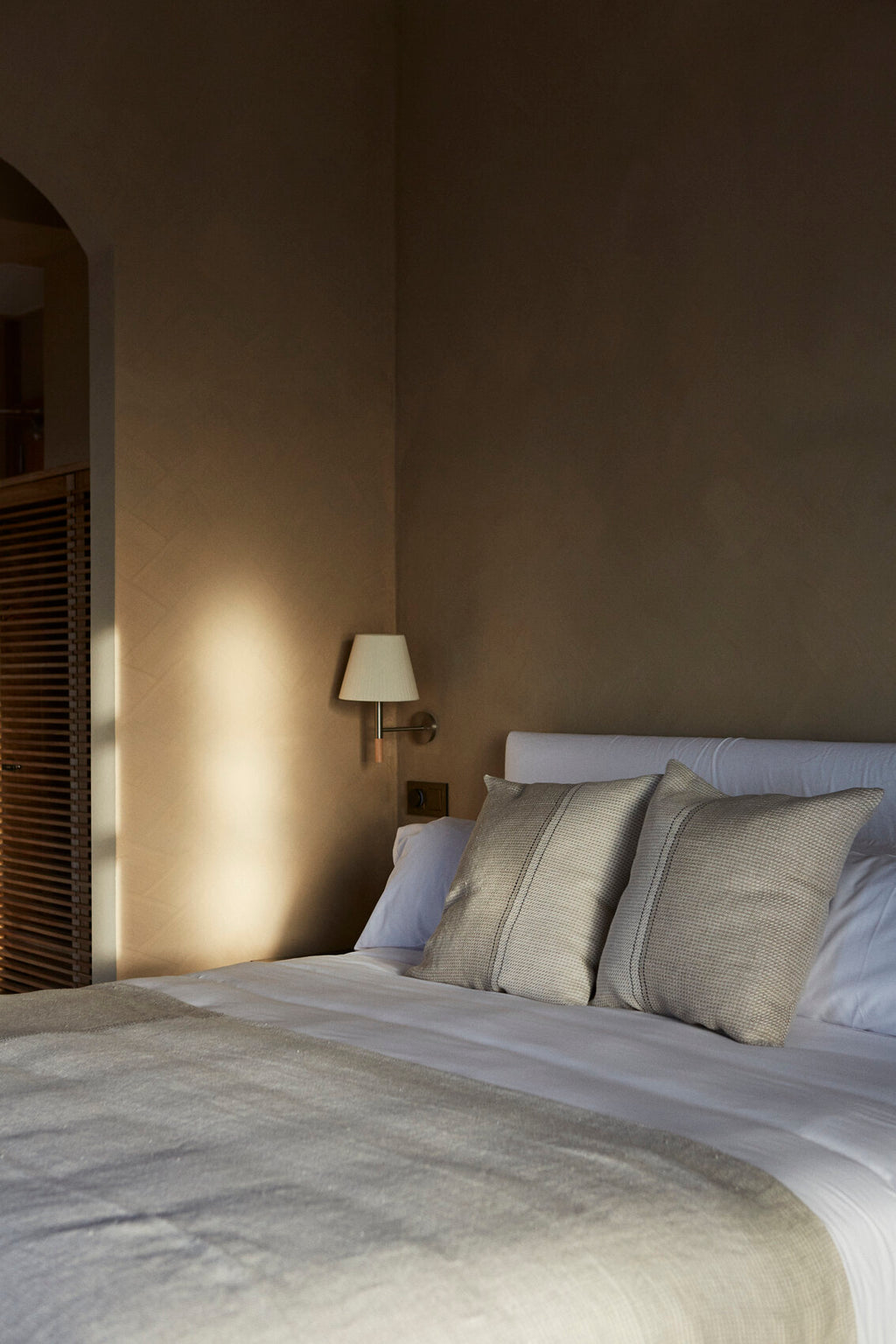 SANTA & COLE - BC Wall Lamp - Tempo