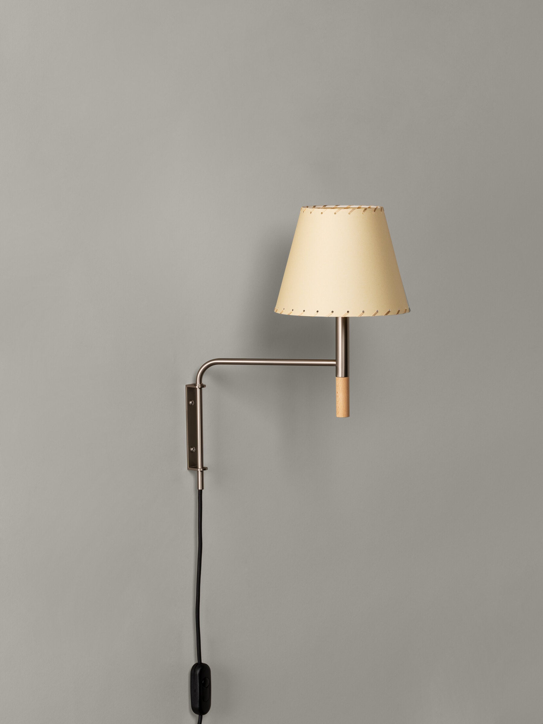 SANTA & COLE - BC Wall Lamp - Tempo