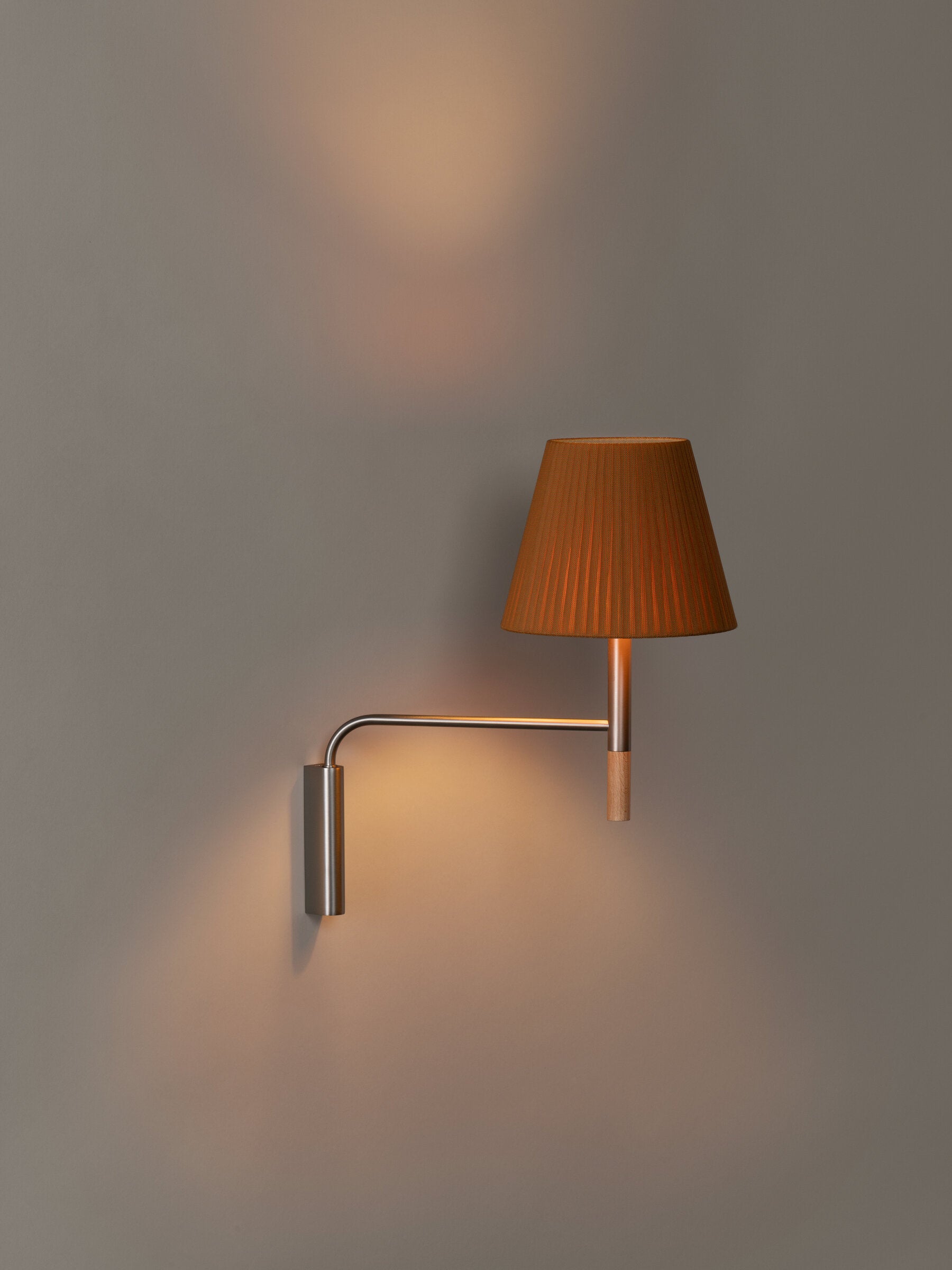 SANTA & COLE - BC Wall Lamp - Tempo