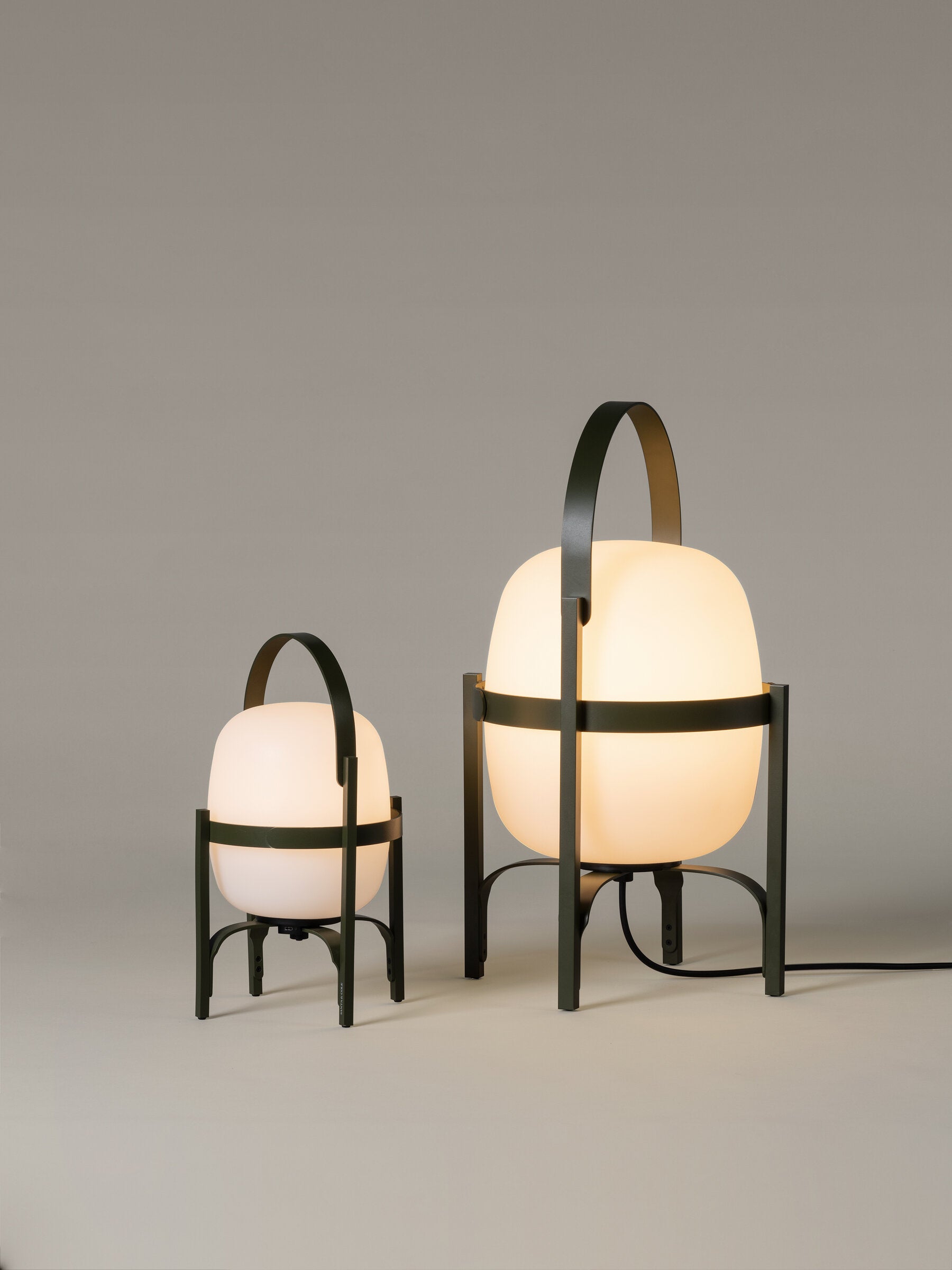 SANTA & COLE - Cestita Alubat Portable Lamp & Outdoor - Tempo