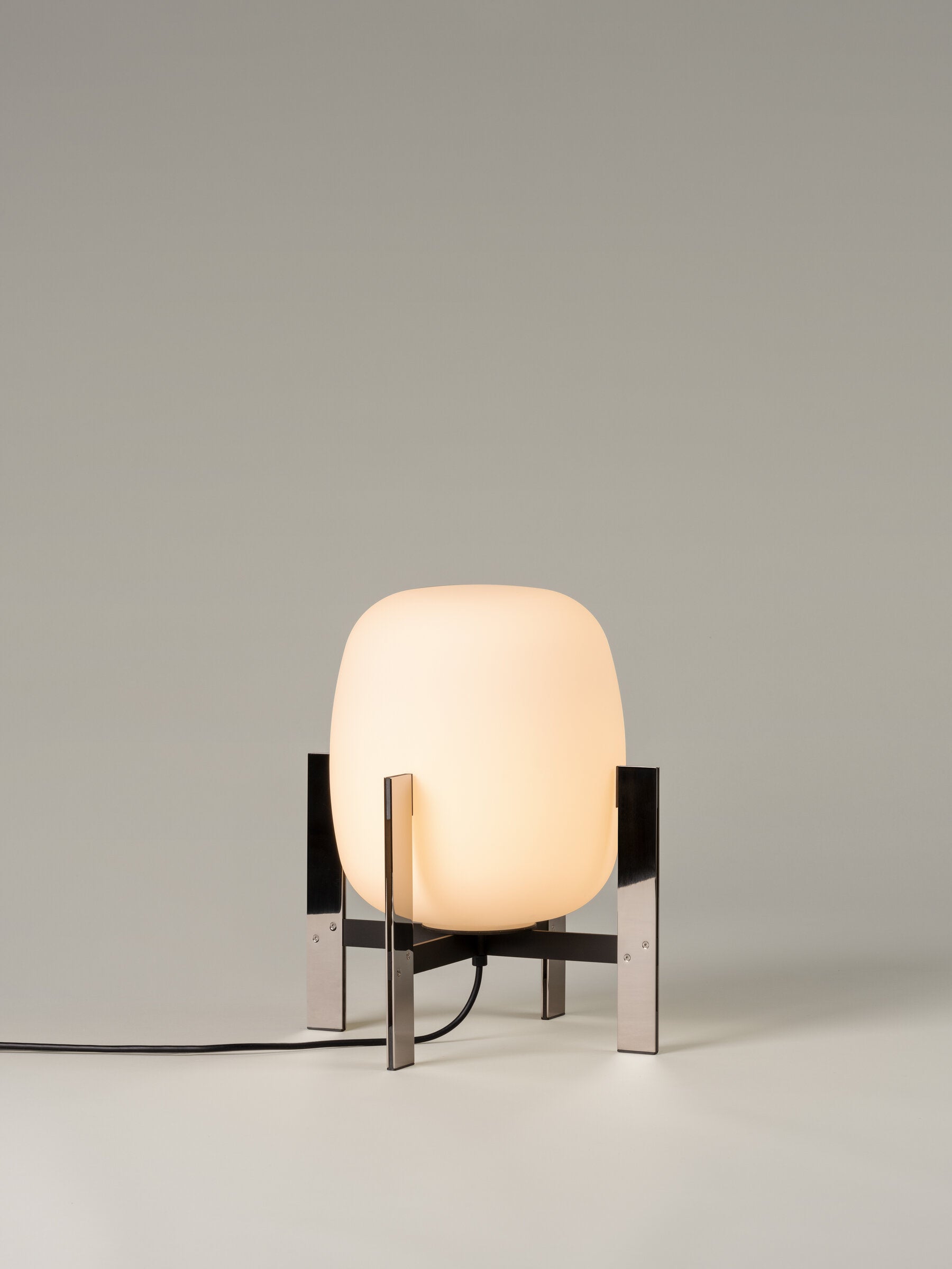 SANTA & COLE - Cesta Metálica Table Lamp - Tempo