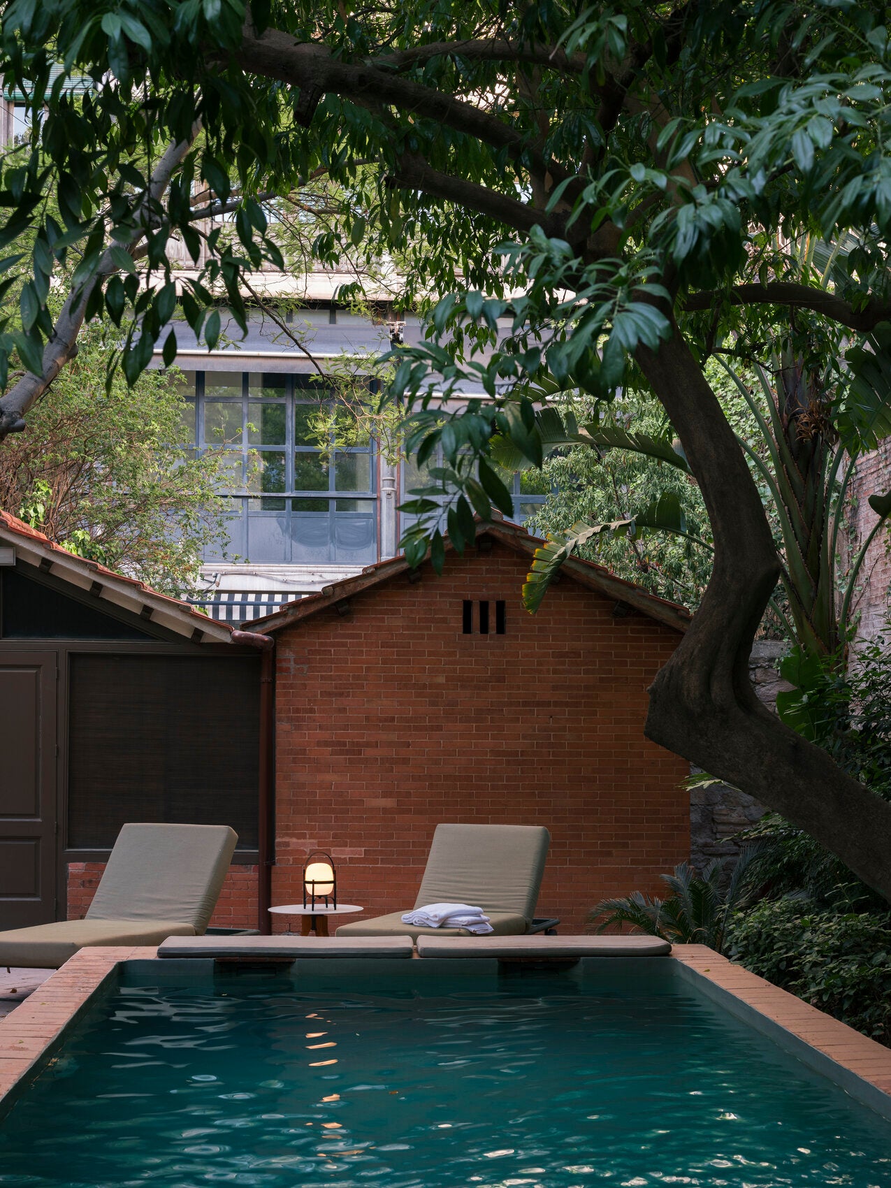 SANTA & COLE - Cestita Alubat Portable Lamp & Outdoor - Tempo