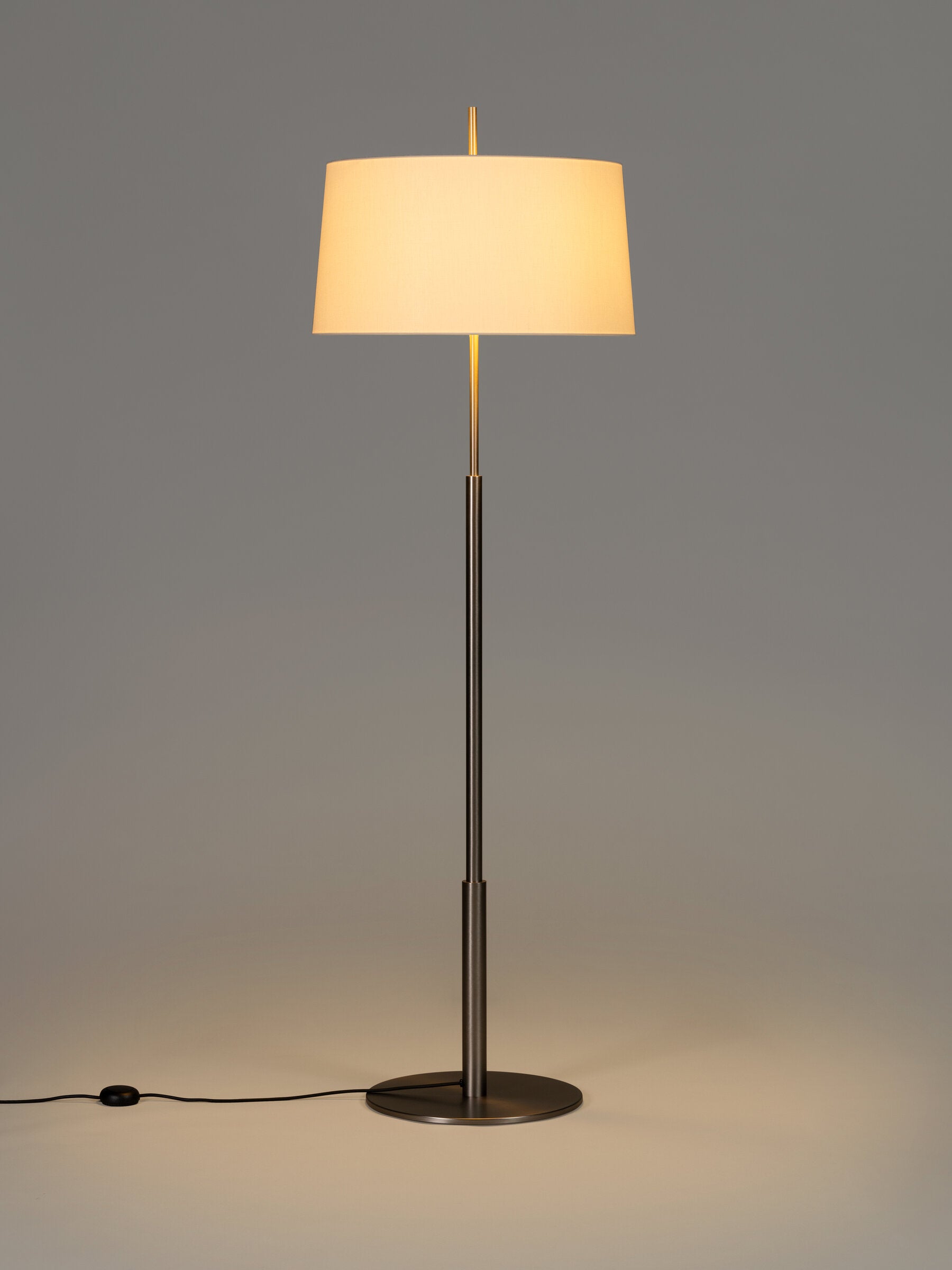 SANTA & COLE - Diana Floor Lamp - Tempo