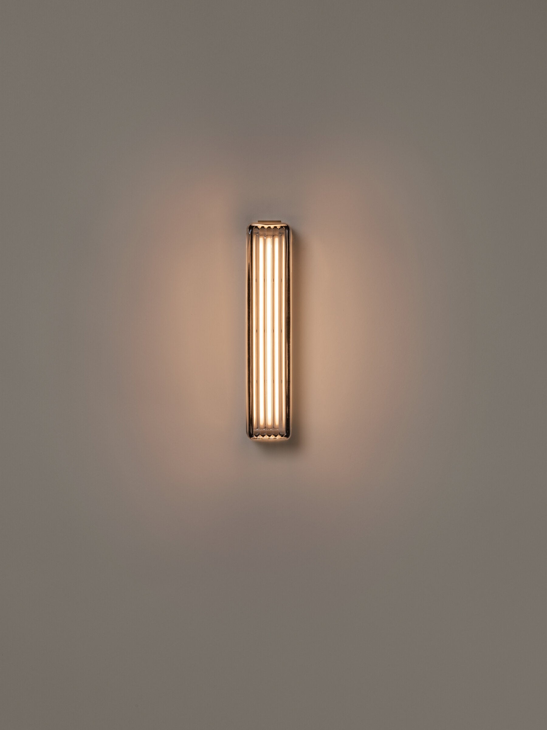 Estadio Singular Wall Lamp & Outdoor